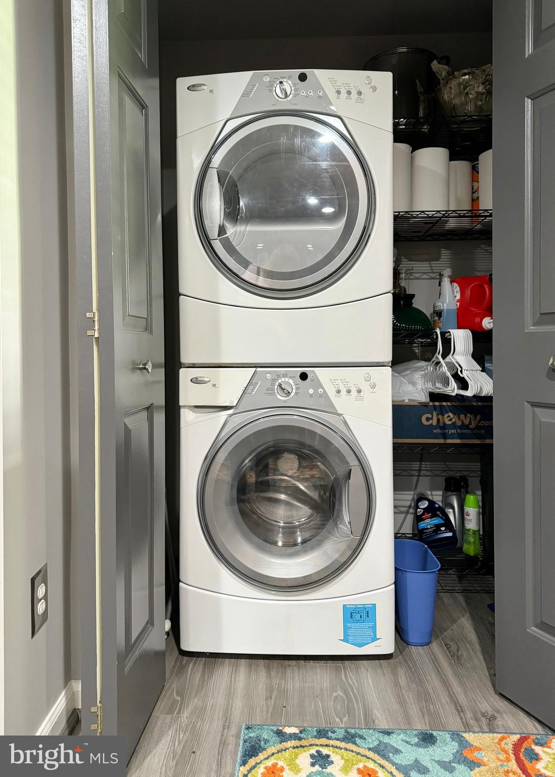 LAKELAND PLACE - Residential