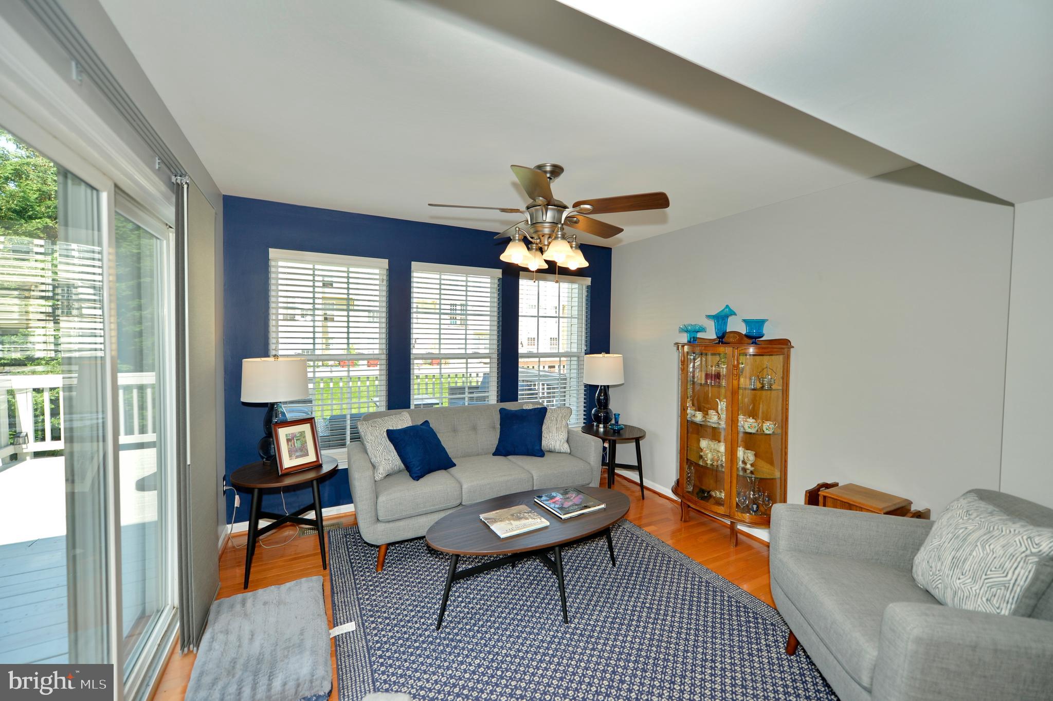 LAKELAND PLACE - Residential