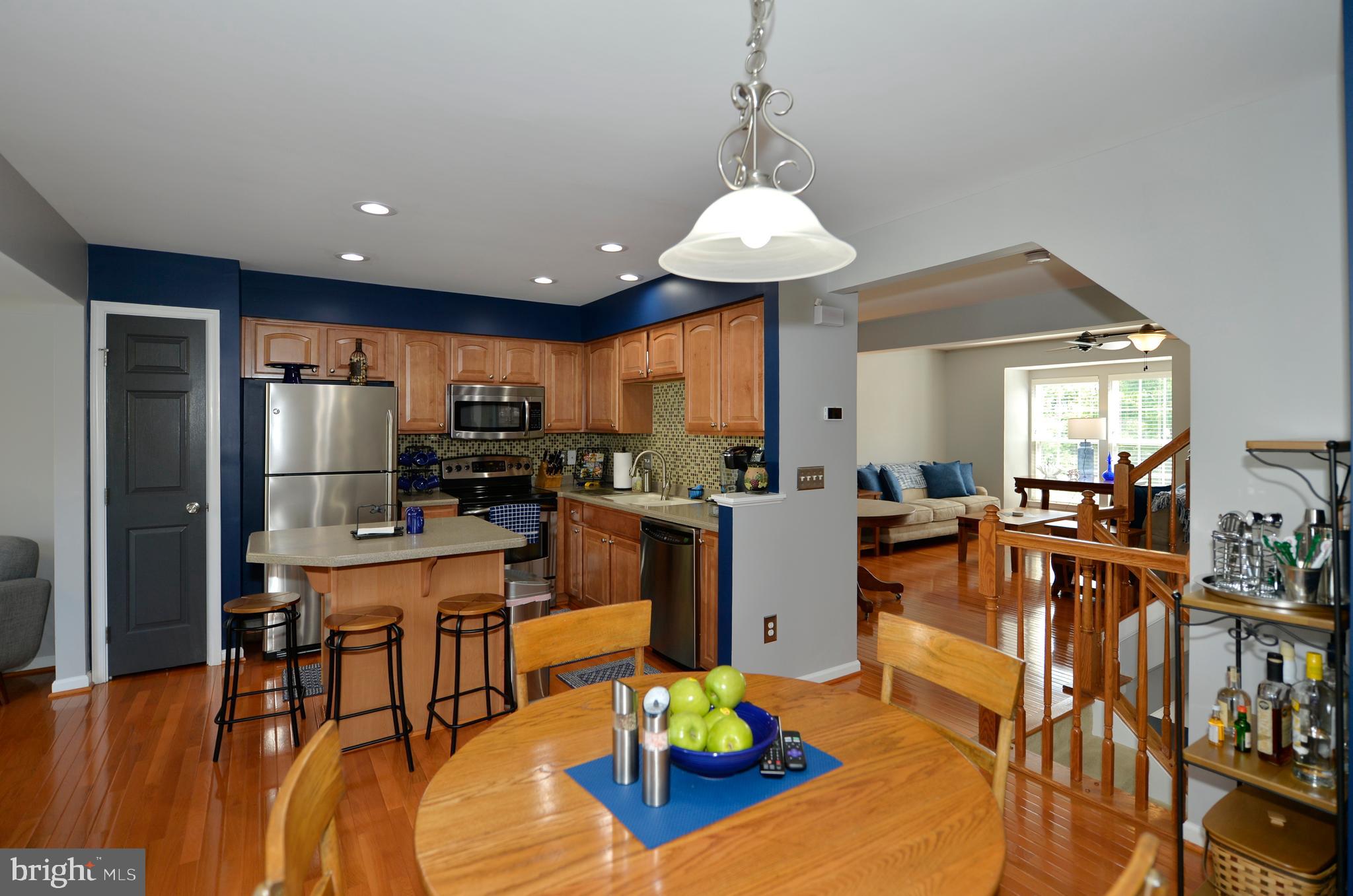 LAKELAND PLACE - Residential