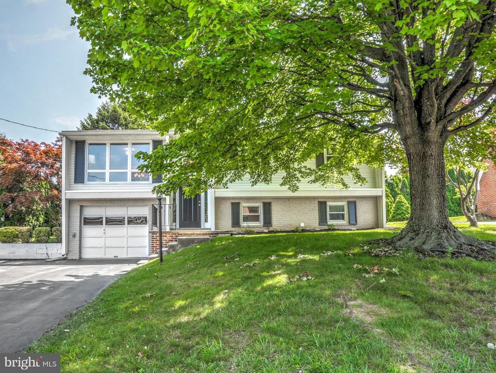 Photo of 337 NOLT AVE, WILLOW STREET, PA 17584 (MLS # PALA2036802)