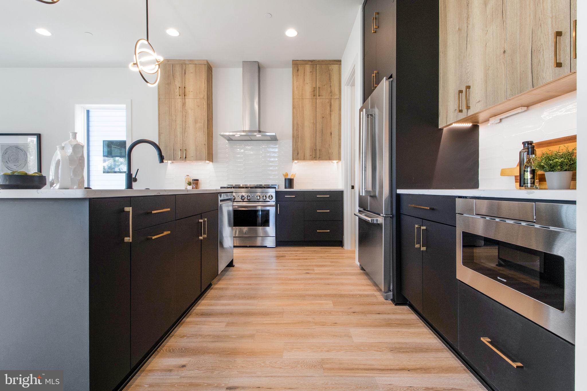 CHEVY CHASE - Residential