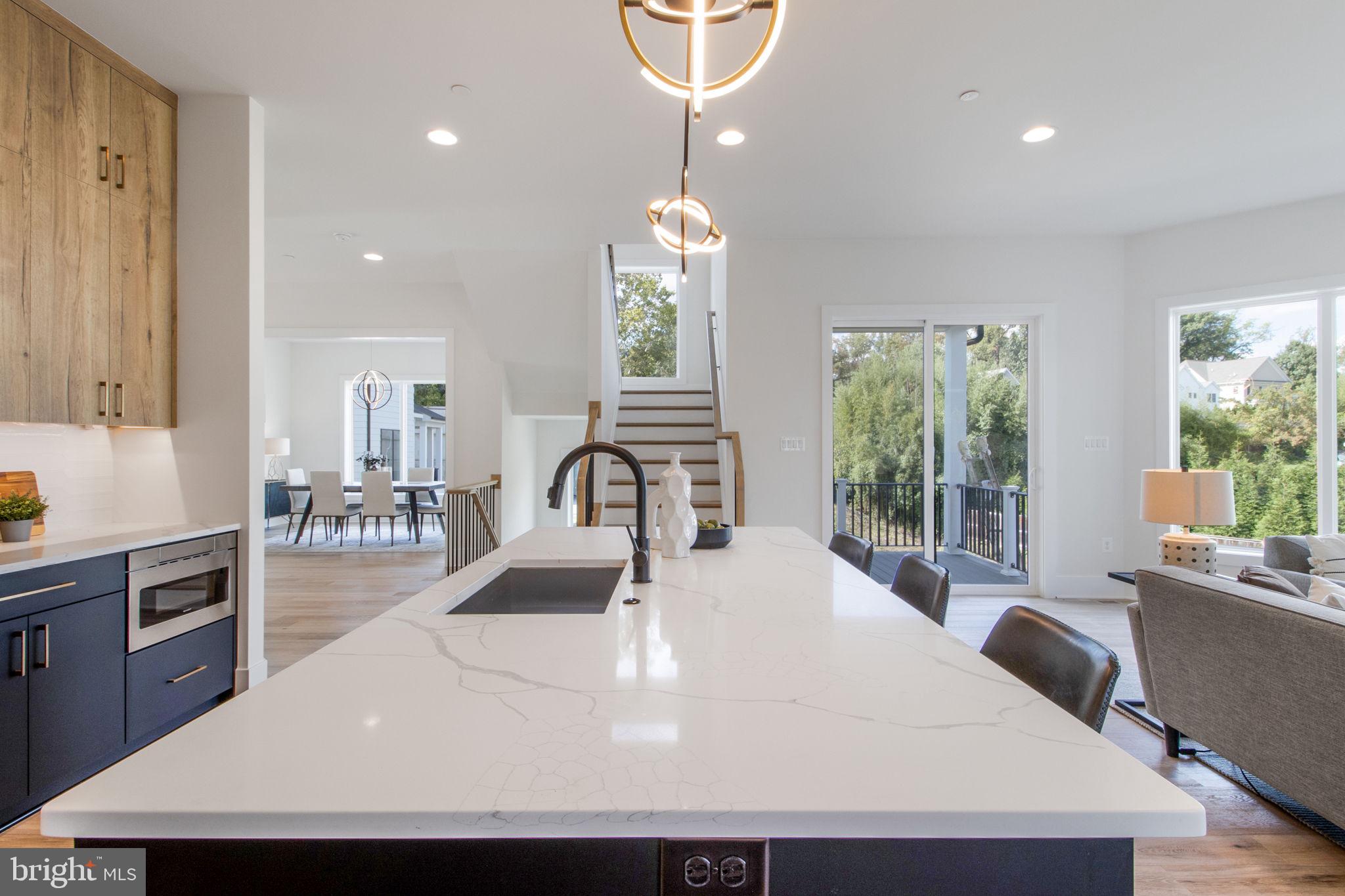 CHEVY CHASE - Residential