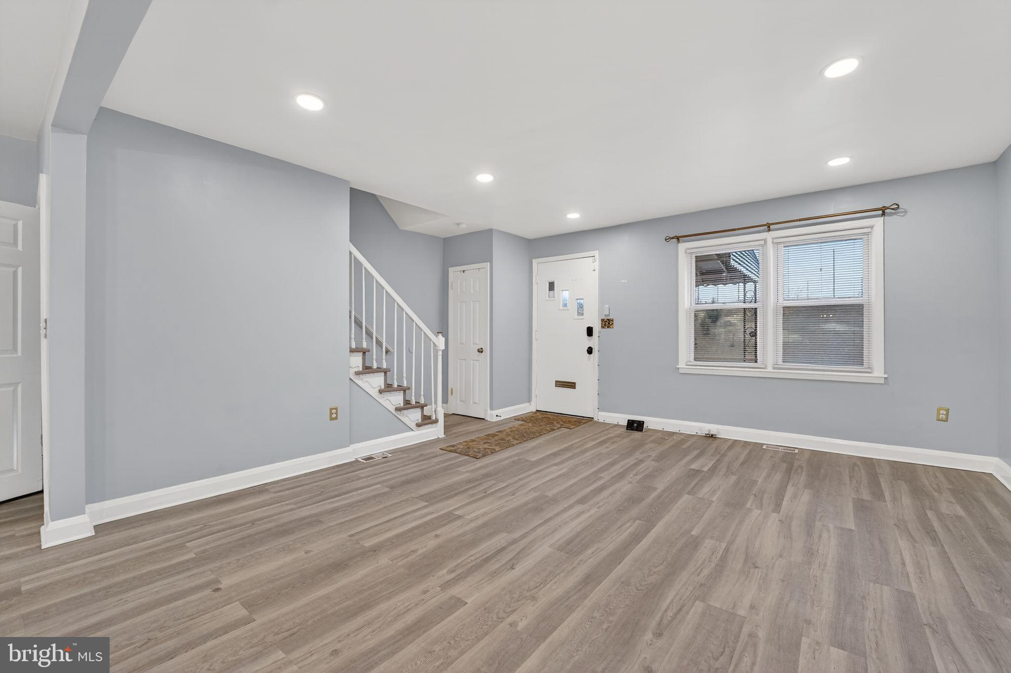 IDLEWOOD - Residential