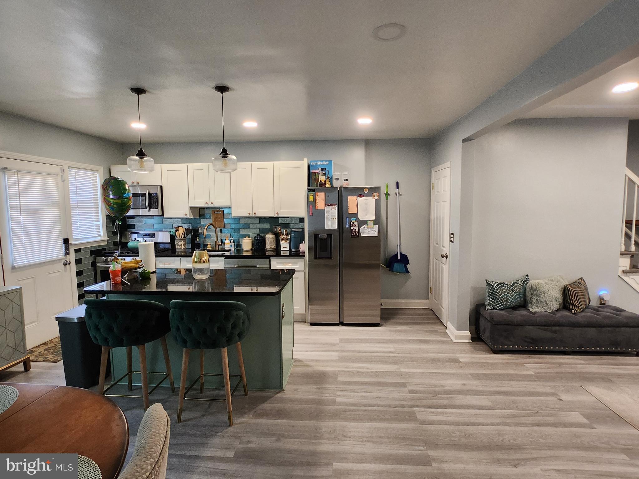 IDLEWOOD - Residential