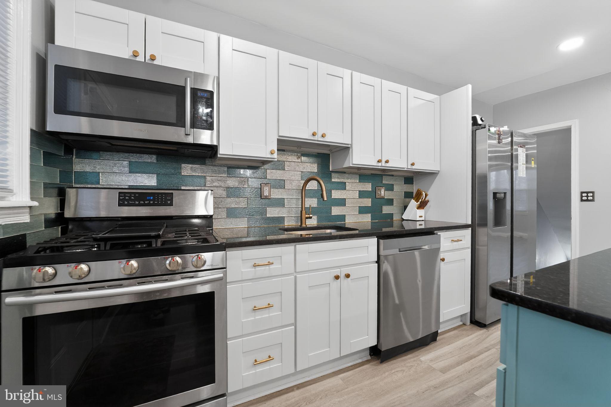 IDLEWOOD - Residential