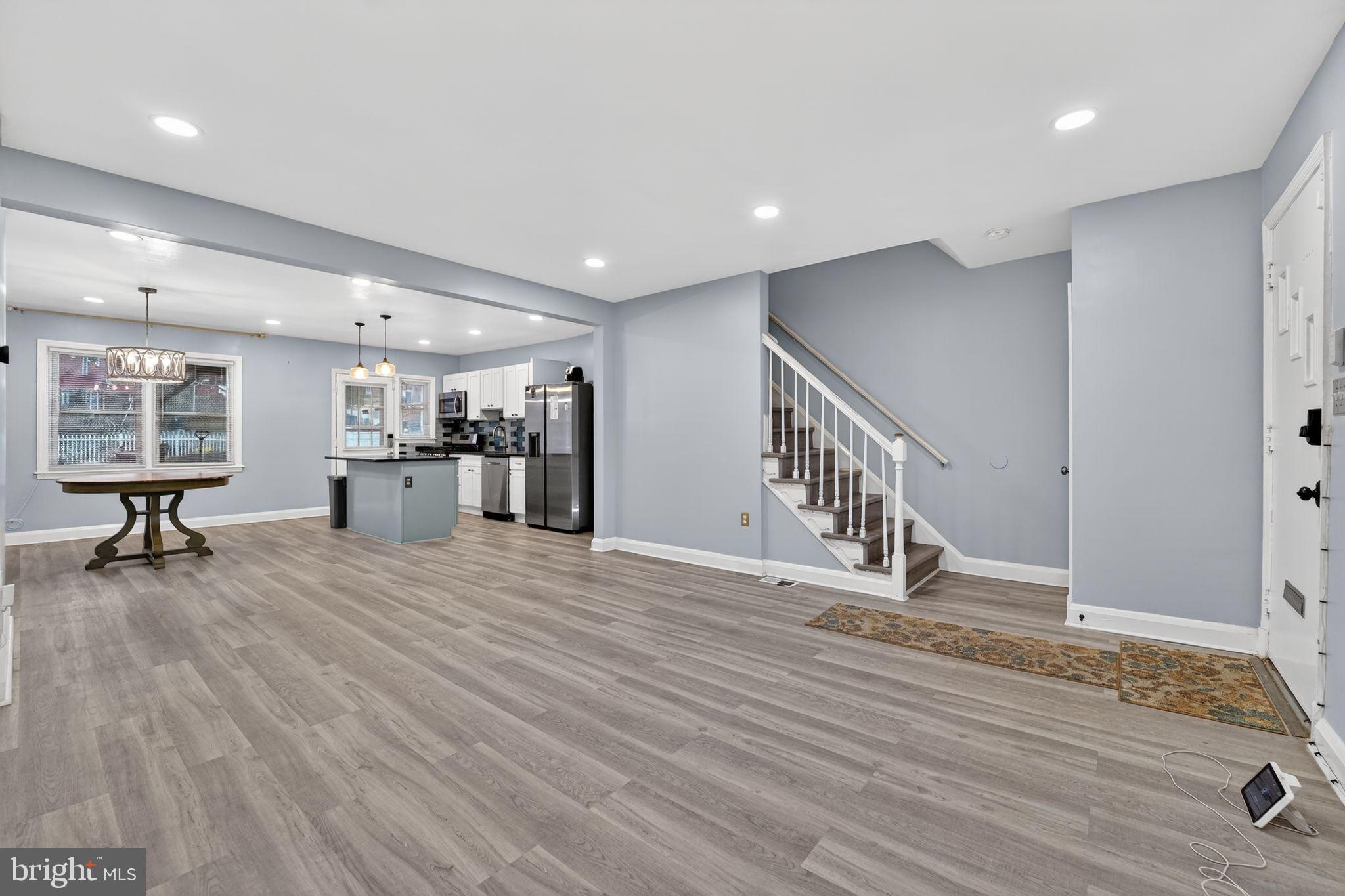 IDLEWOOD - Residential