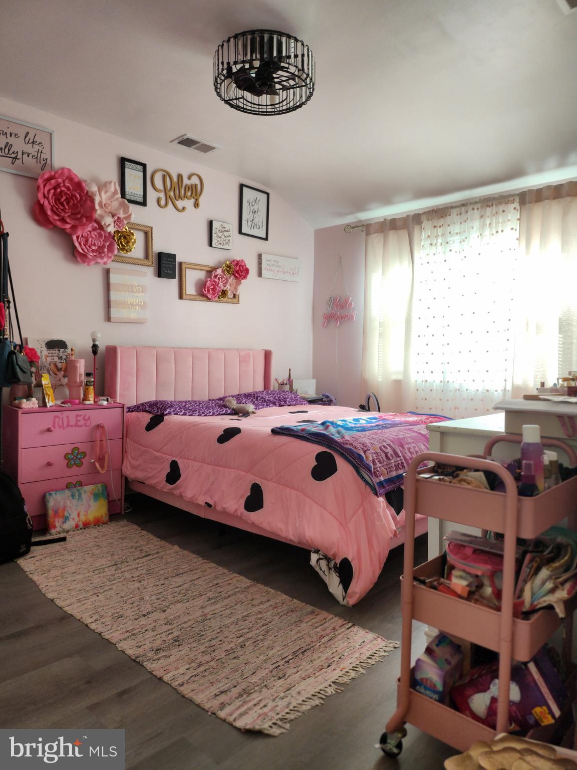 IDLEWOOD - Residential