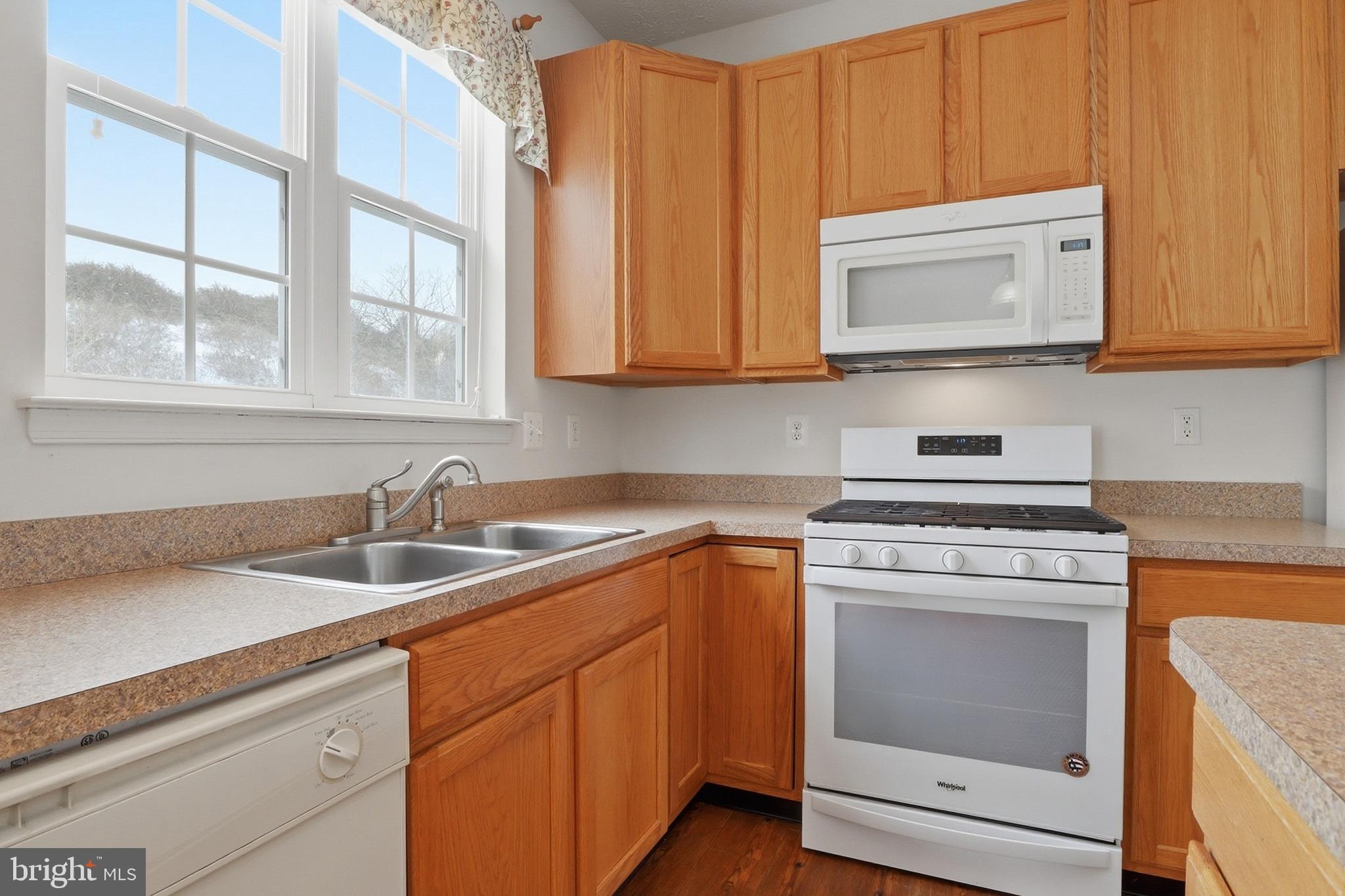 KENDALE HEIGHTS - Residential