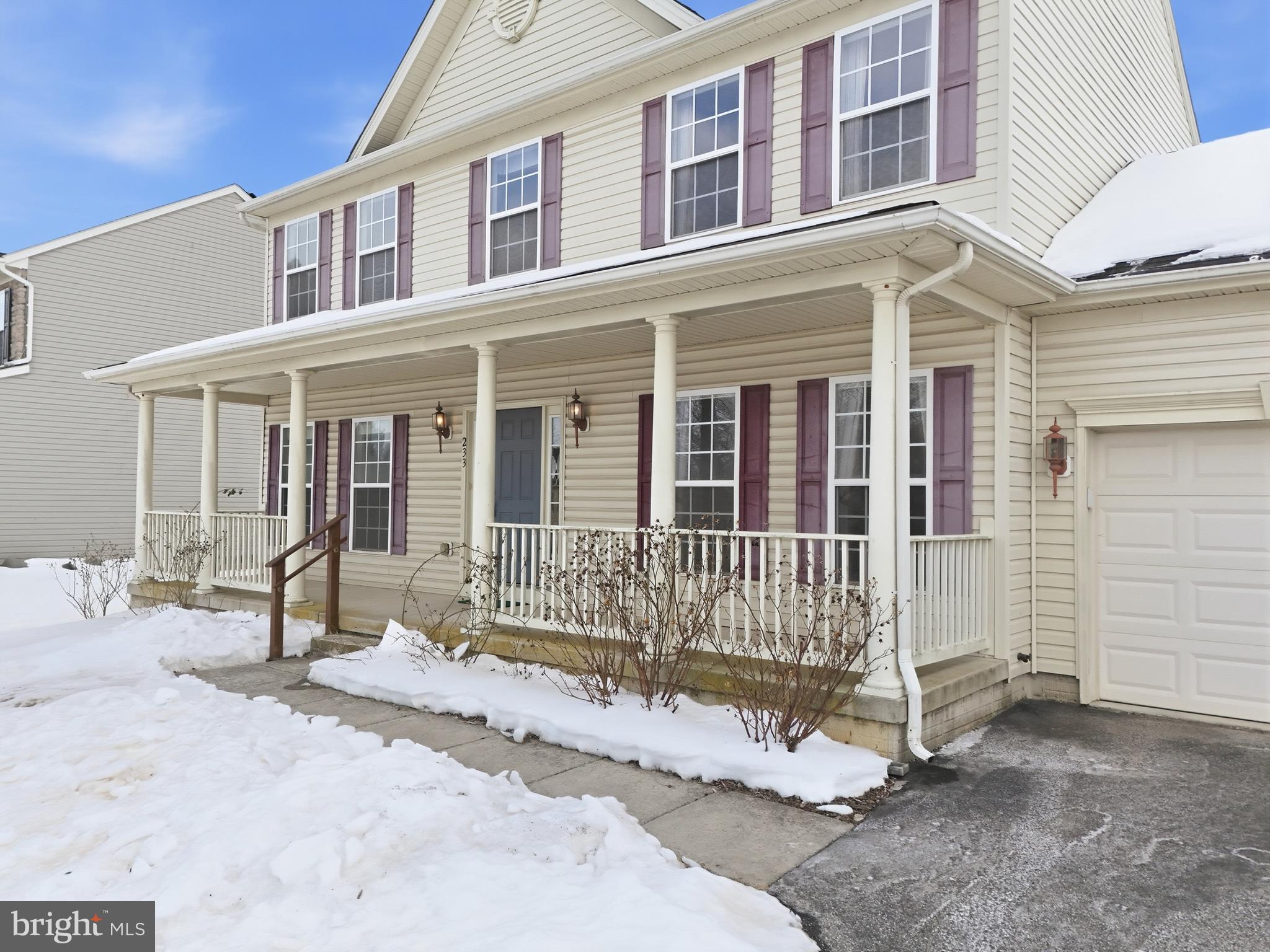 KENDALE HEIGHTS - Residential