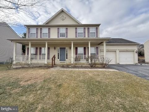 233 SUNSET CIRCLE RED LION PA 17356