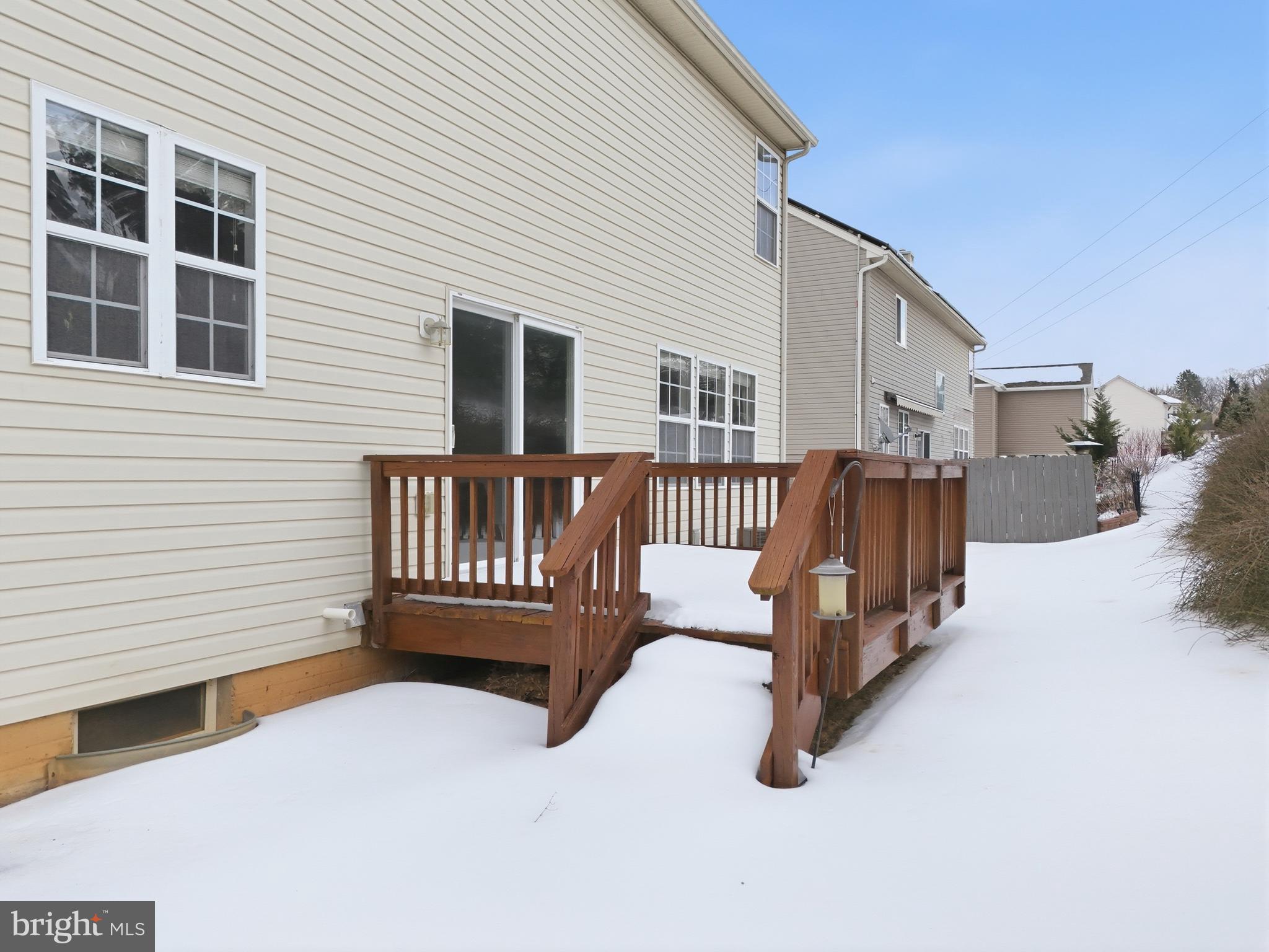 KENDALE HEIGHTS - Residential