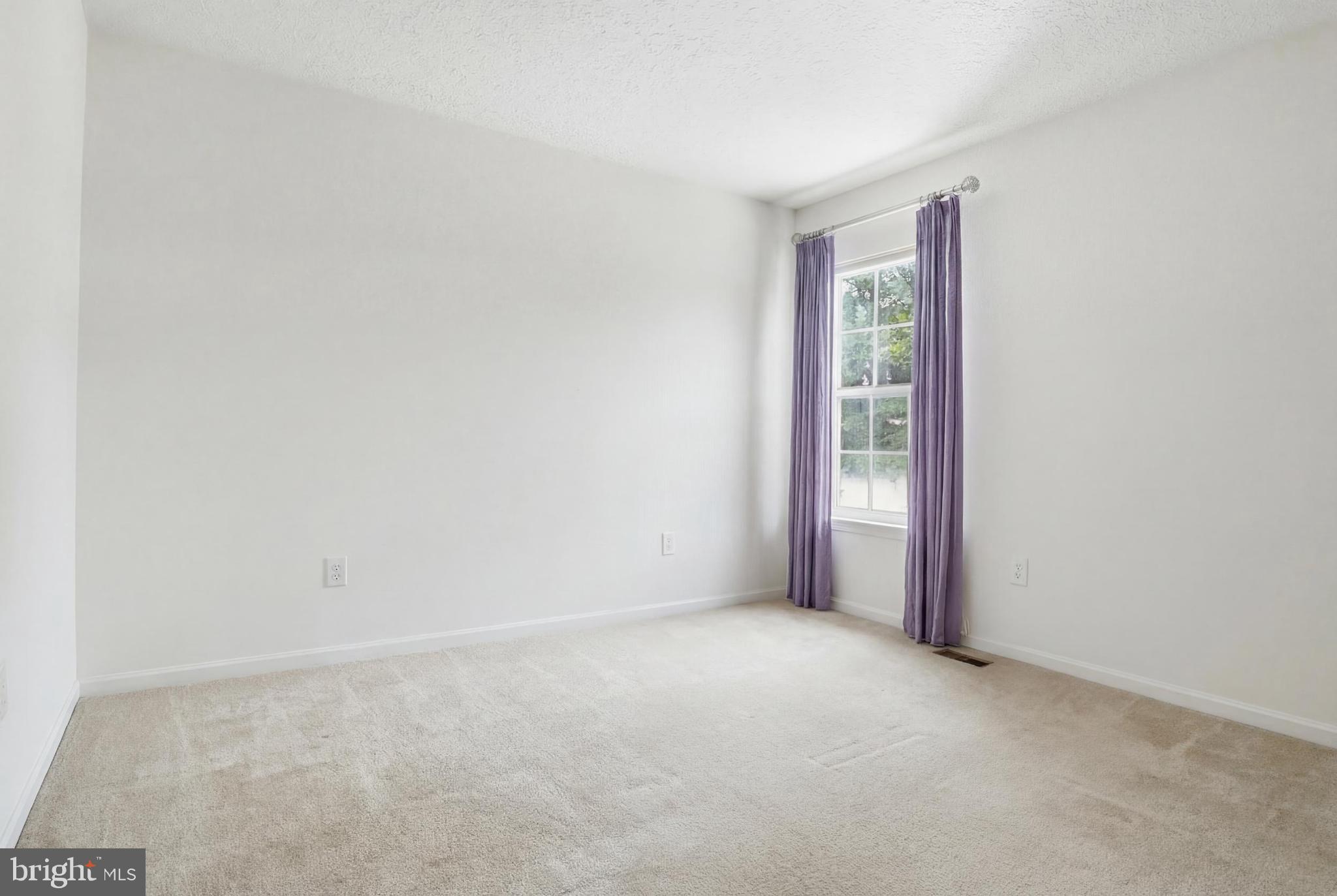 KENDALE HEIGHTS - Residential