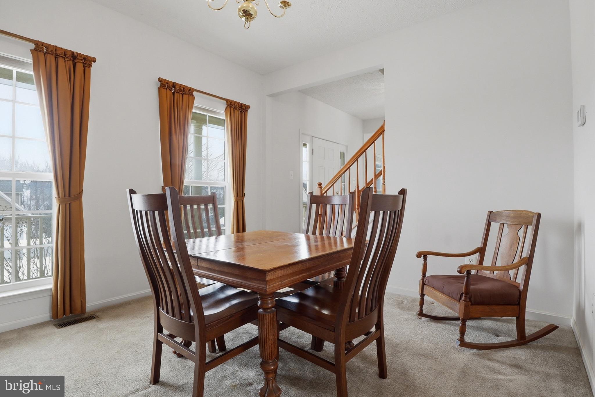 KENDALE HEIGHTS - Residential