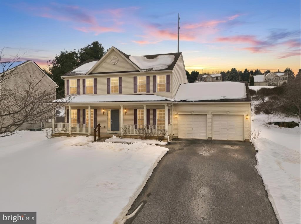 Photo of 233 Sunset Circle, RED LION, PA 17356 (MLS # PAYK2096284)