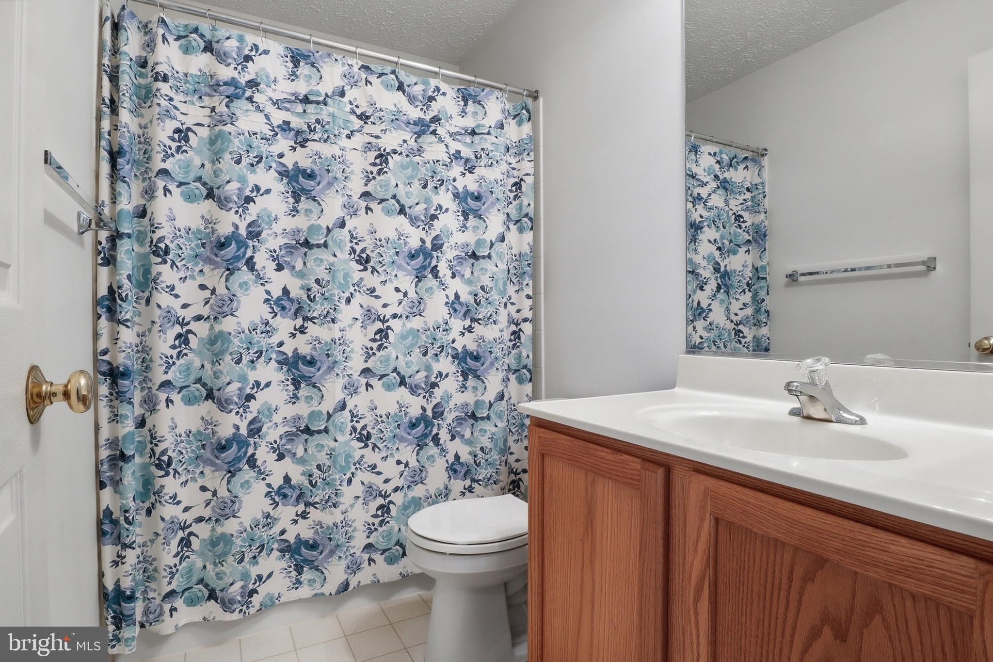 KENDALE HEIGHTS - Residential