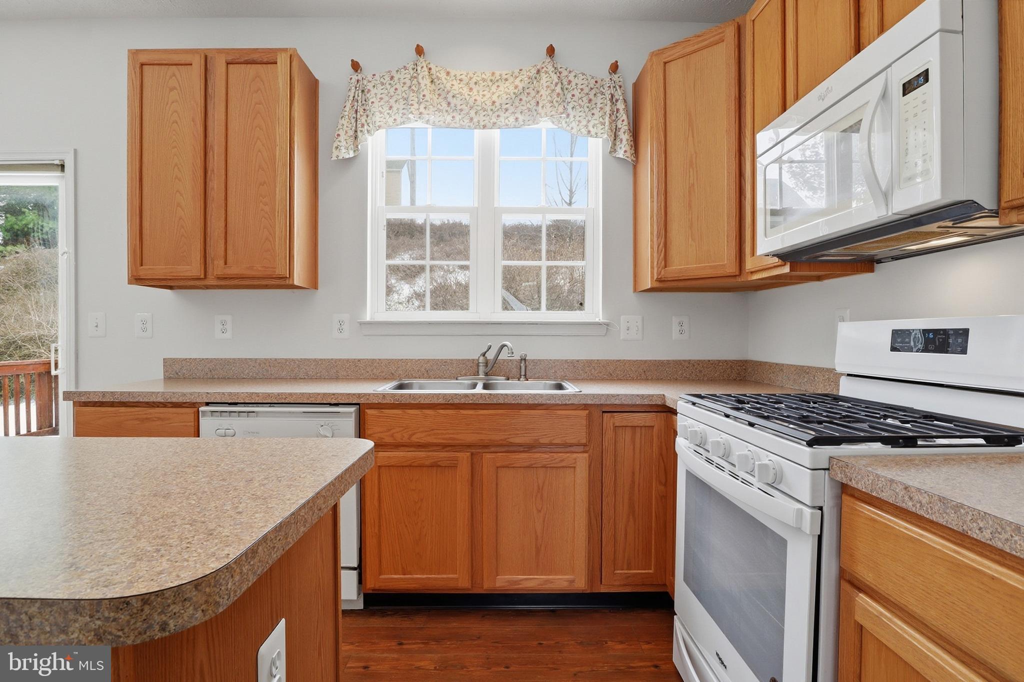 KENDALE HEIGHTS - Residential