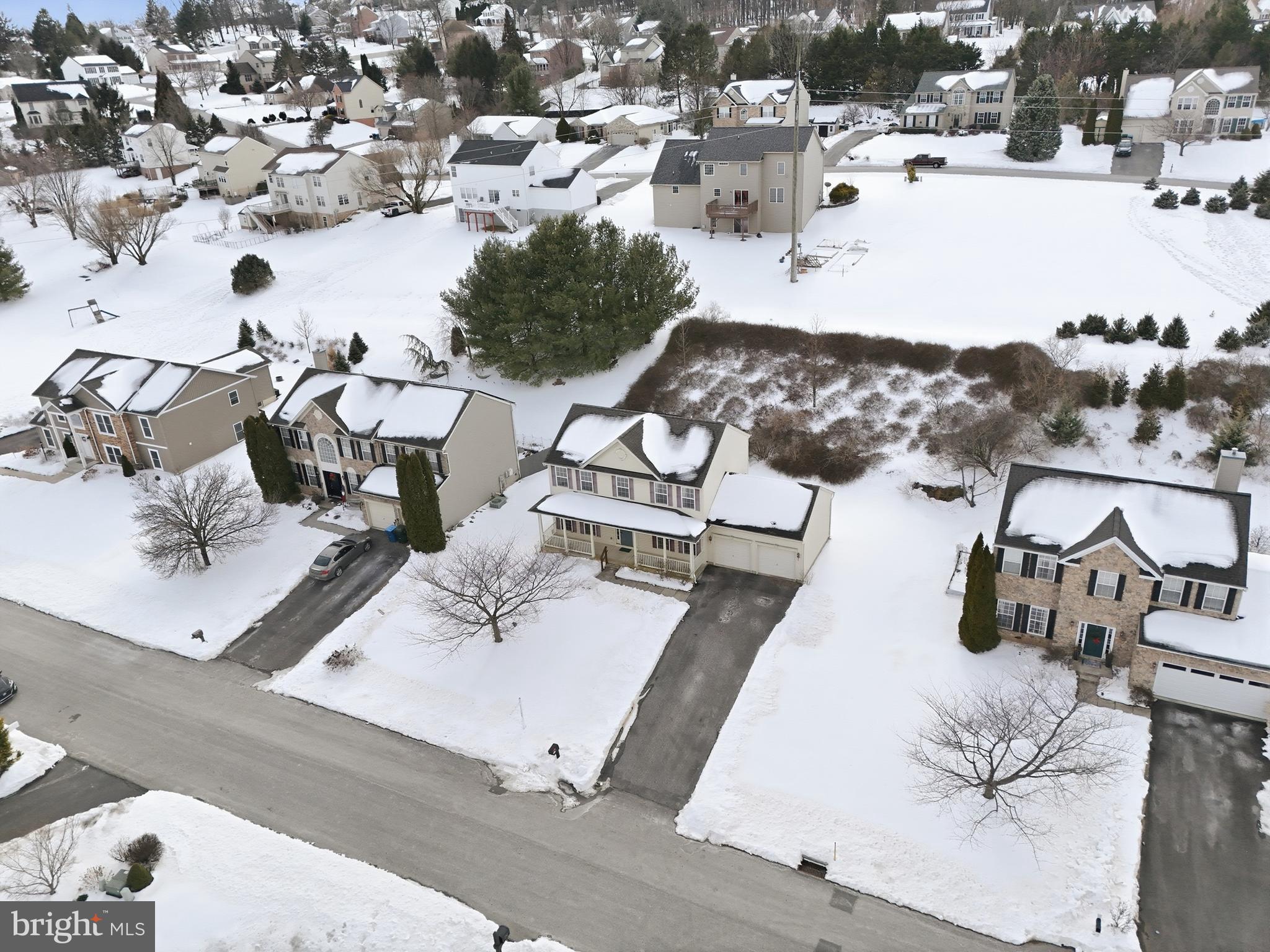 KENDALE HEIGHTS - Residential