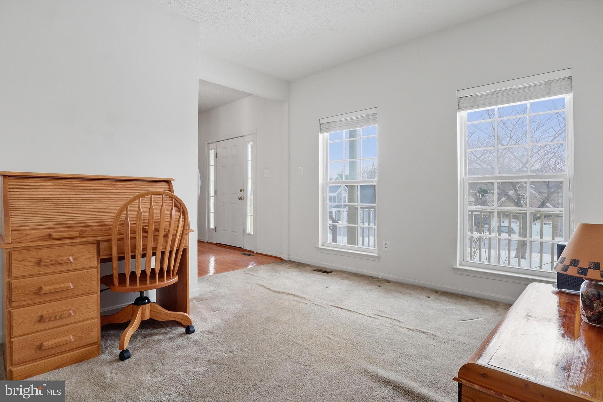 KENDALE HEIGHTS - Residential