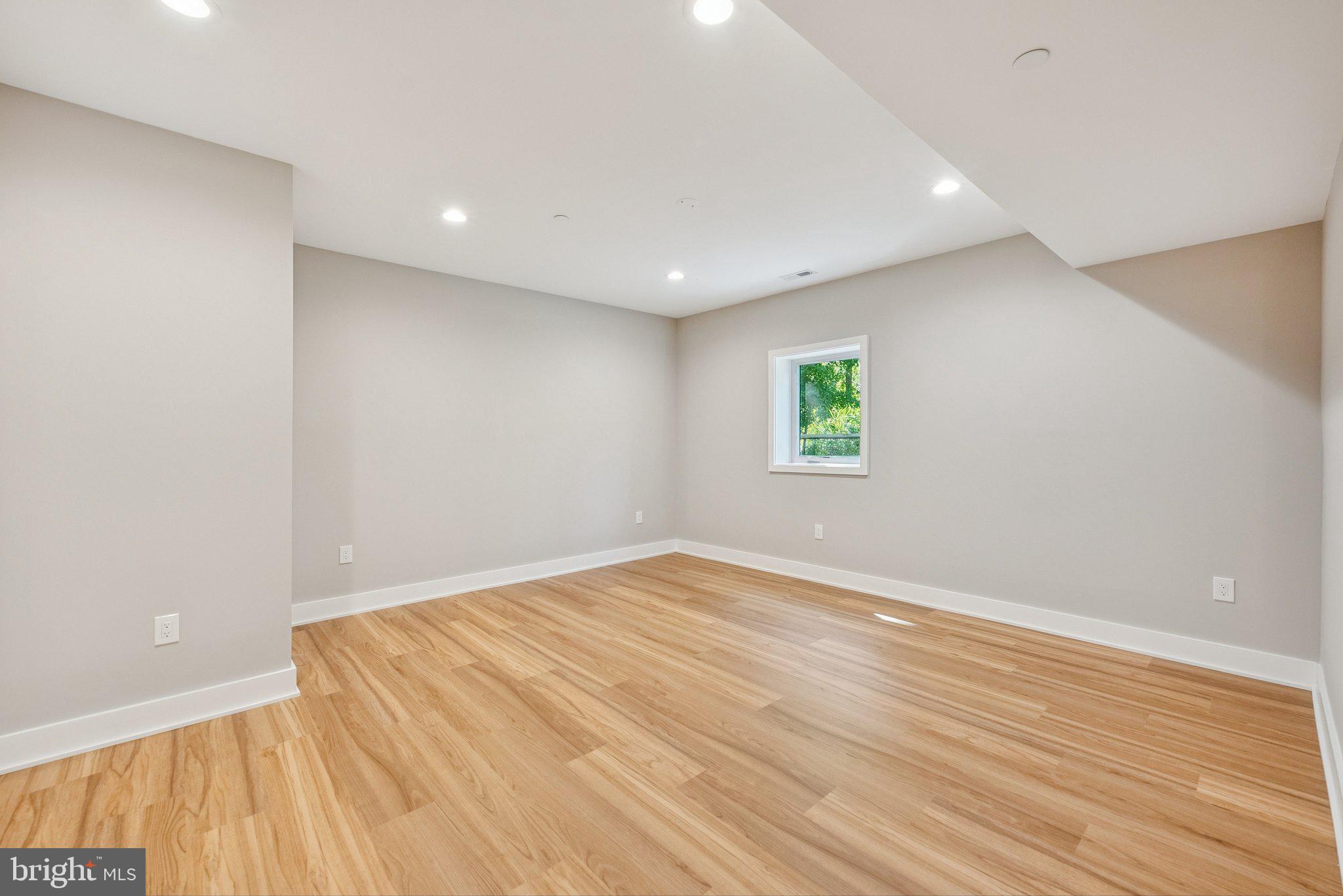 POTOMAC HILLS - Residential