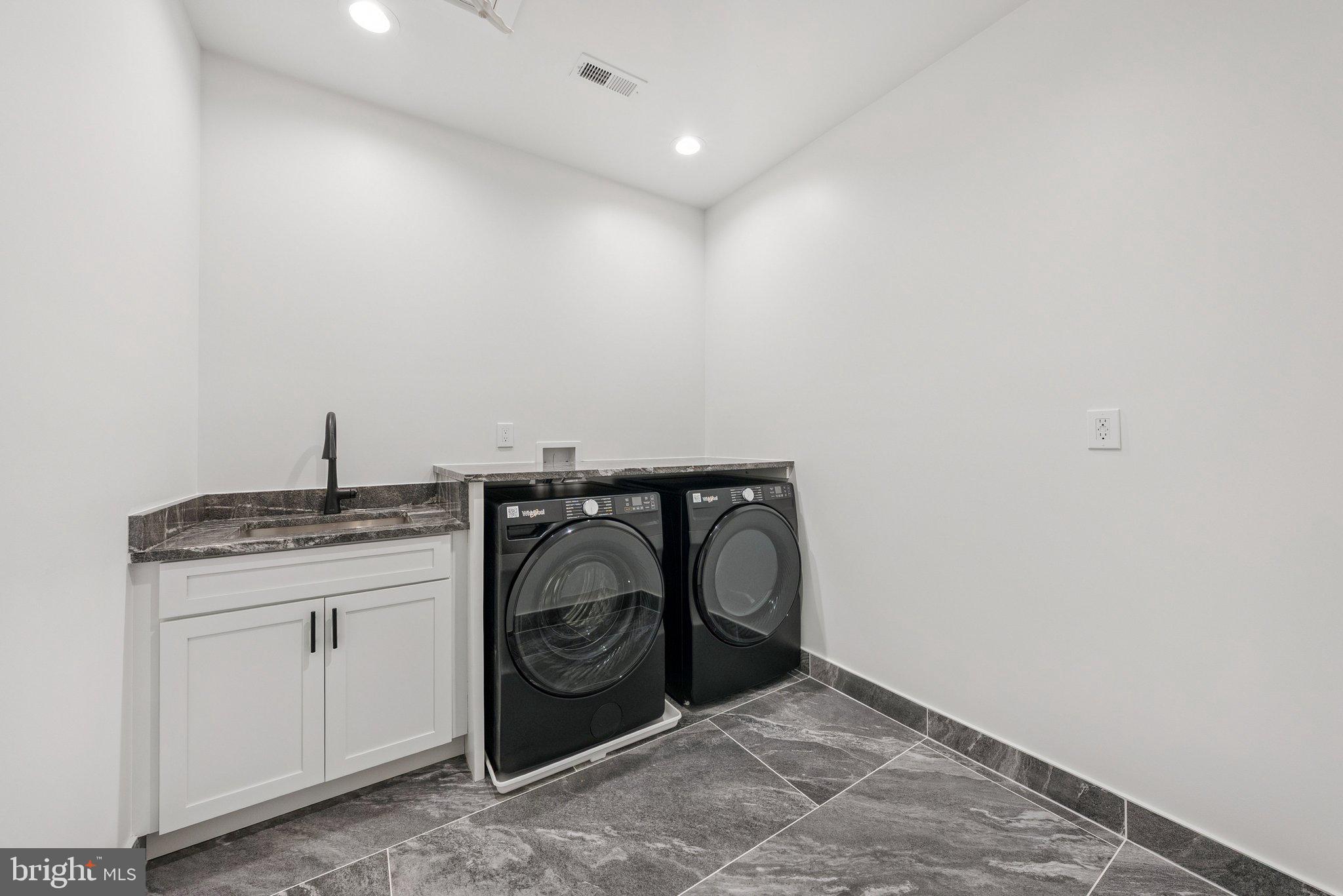 POTOMAC HILLS - Residential