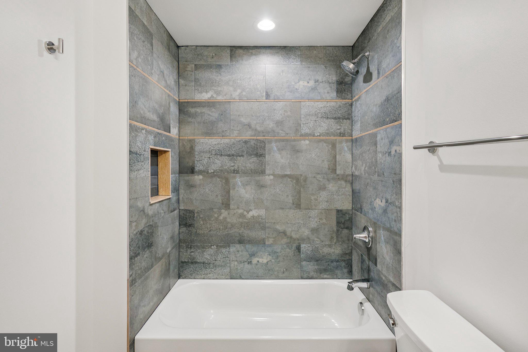 POTOMAC HILLS - Residential