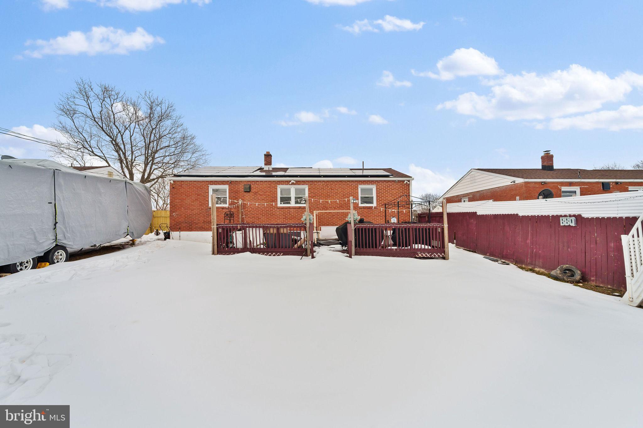 STRATFORD - Residential