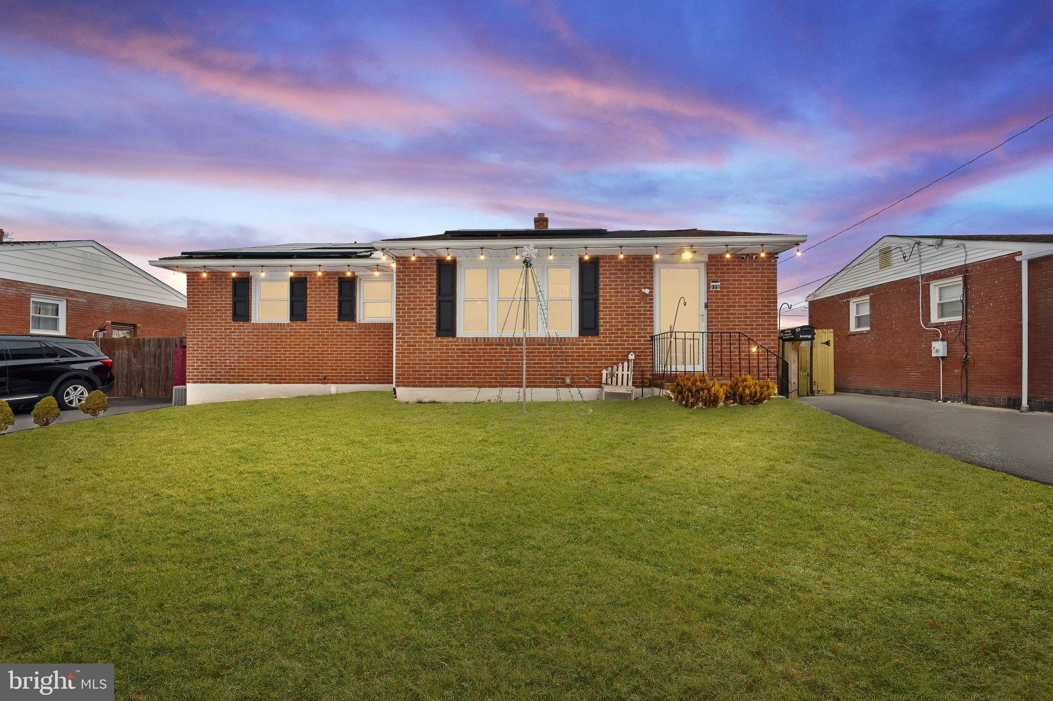 STRATFORD - Residential