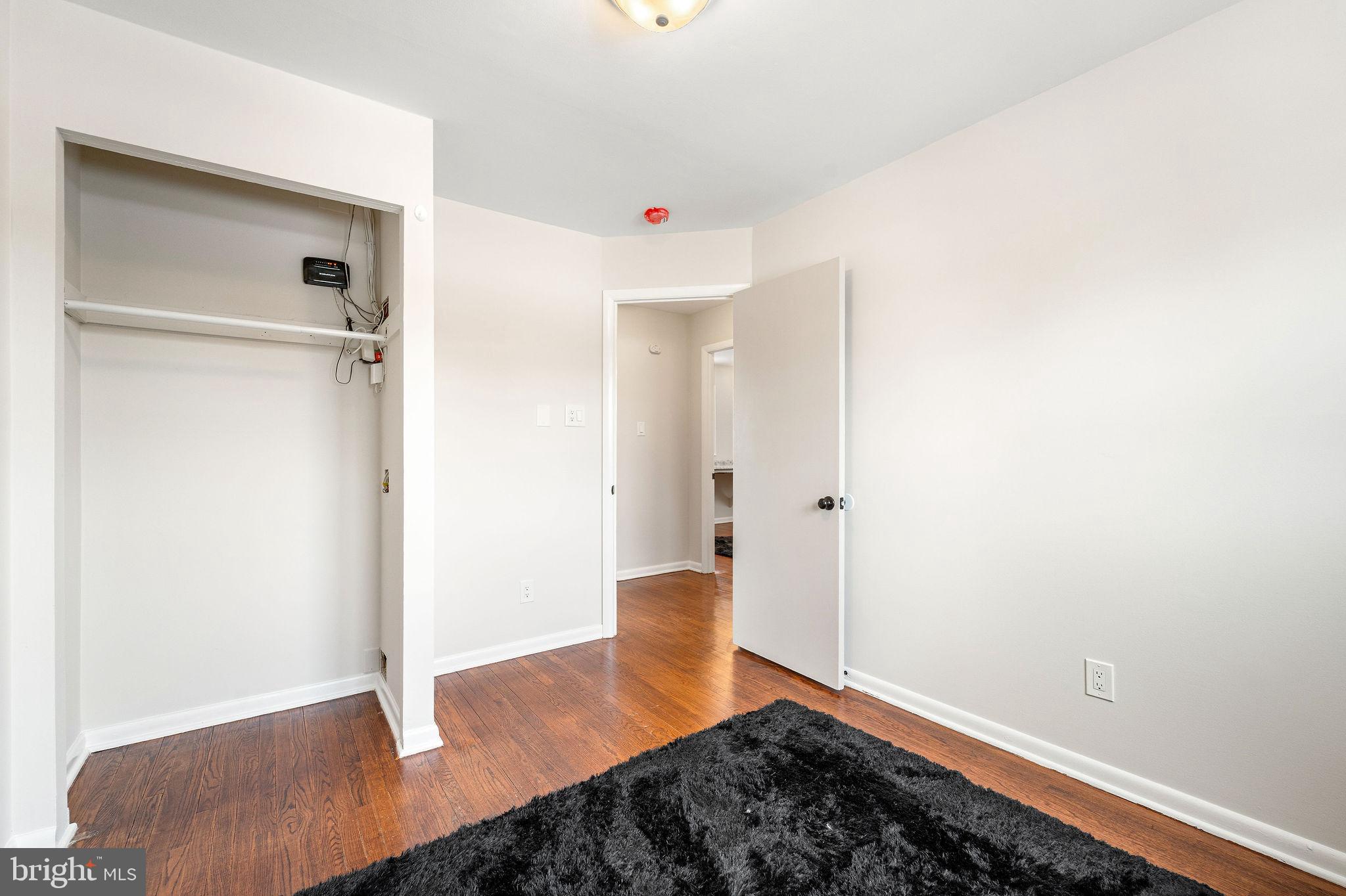 STRATFORD - Residential