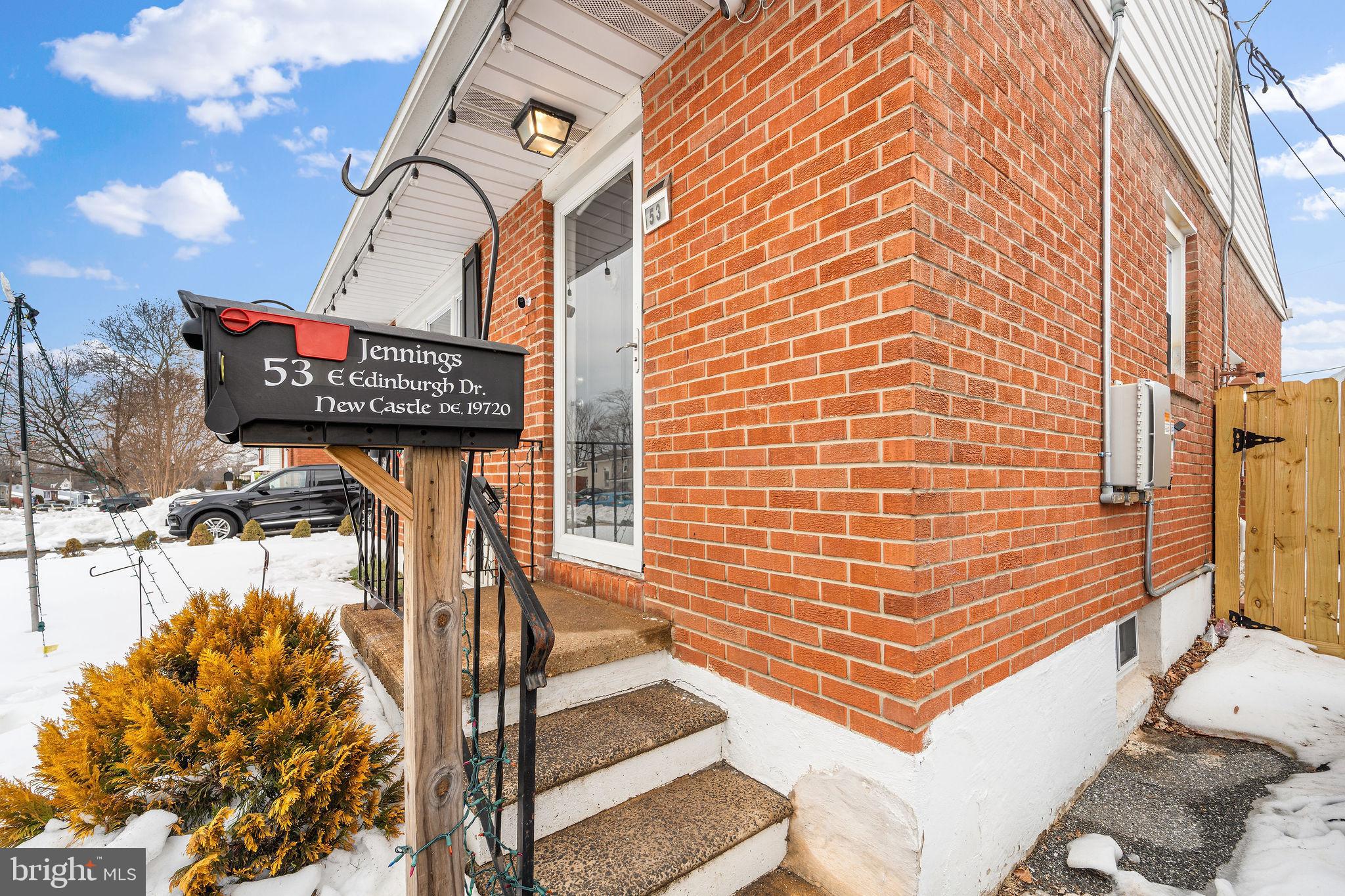 STRATFORD - Residential