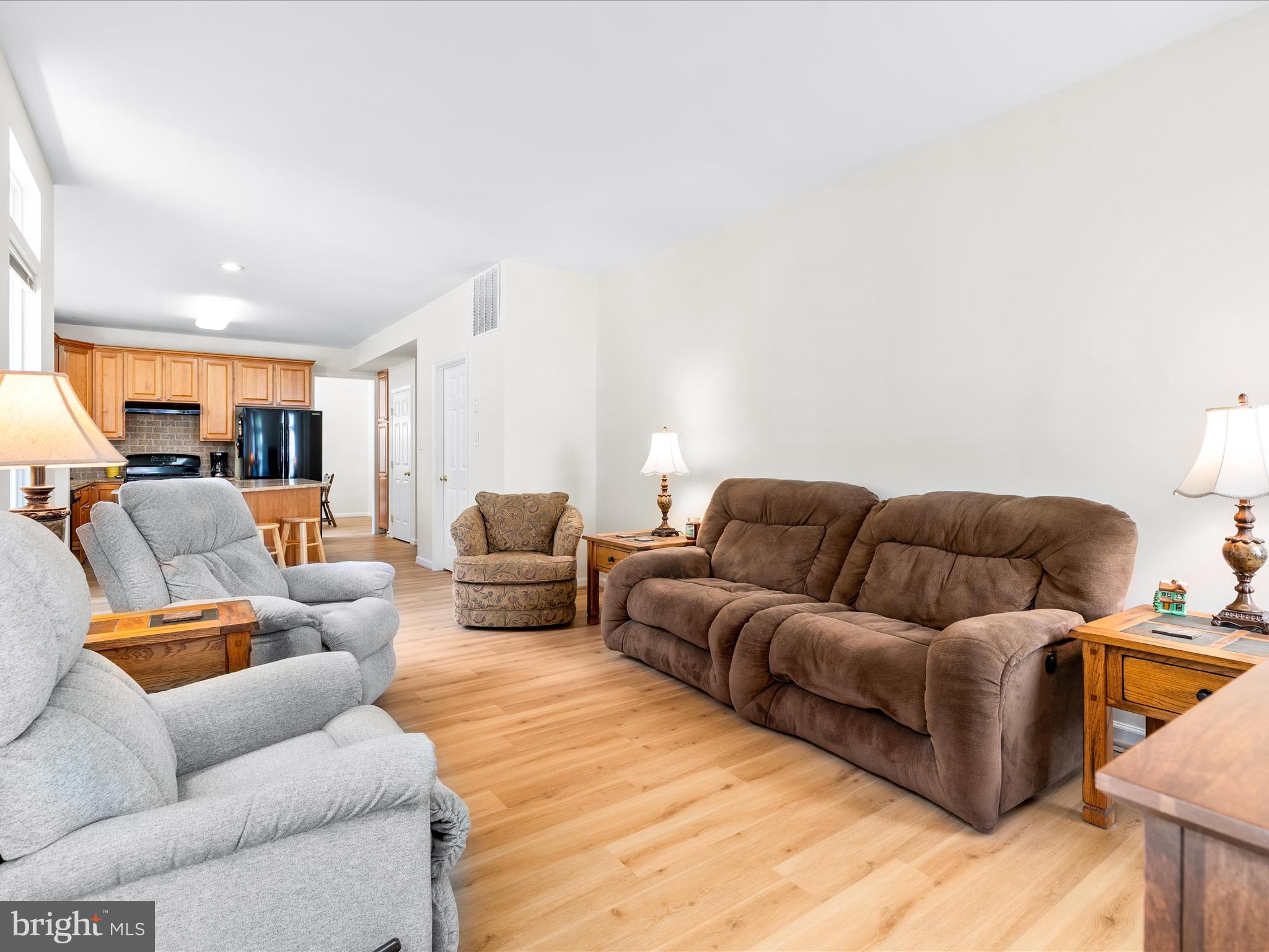 SUN MEADOW - Residential