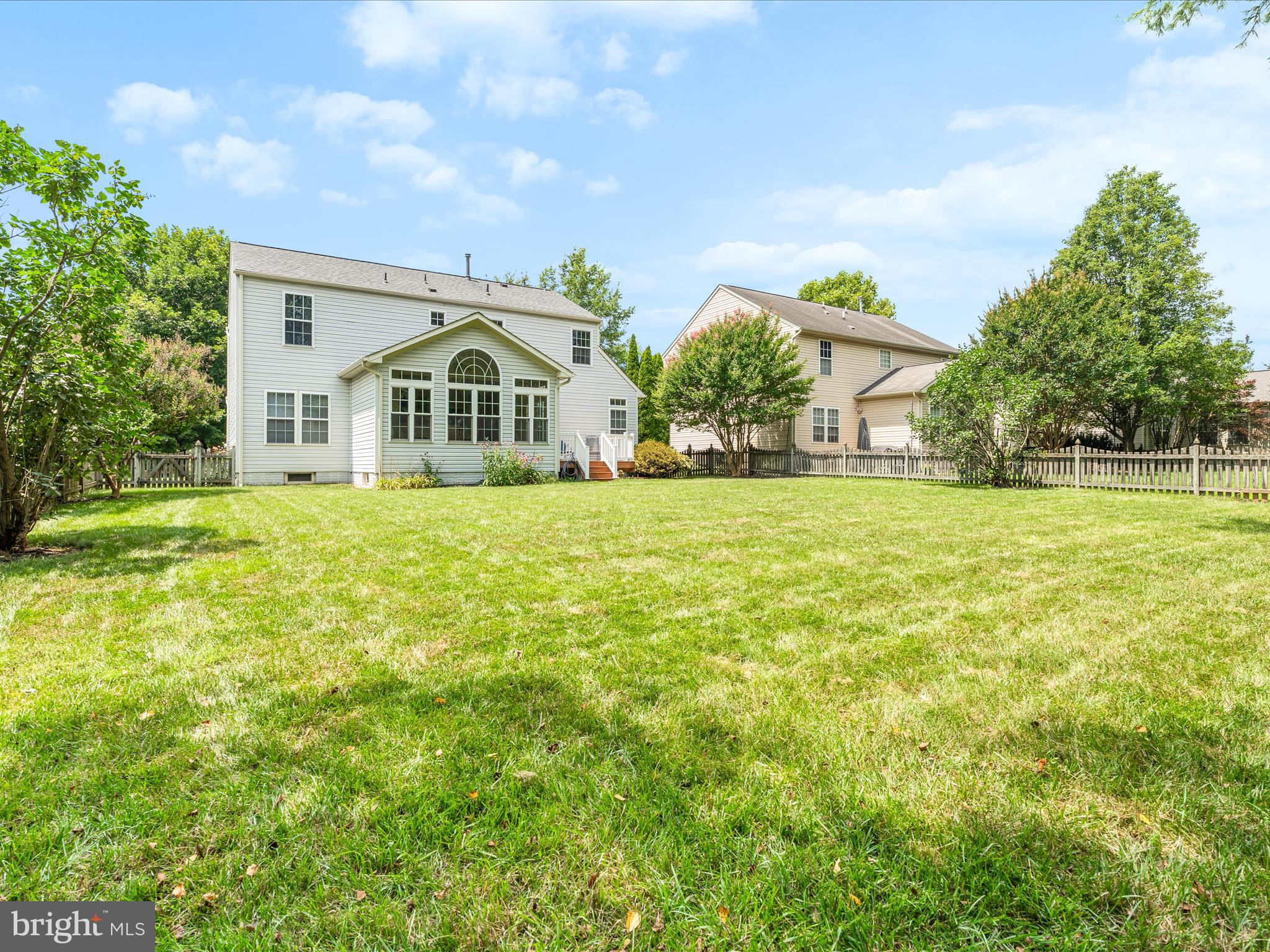 SUN MEADOW - Residential