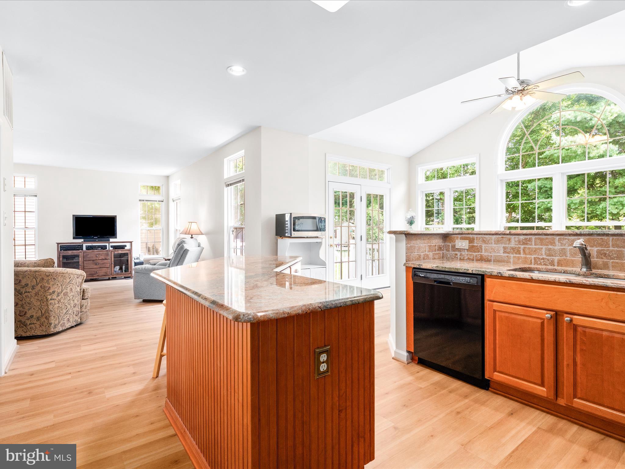 SUN MEADOW - Residential