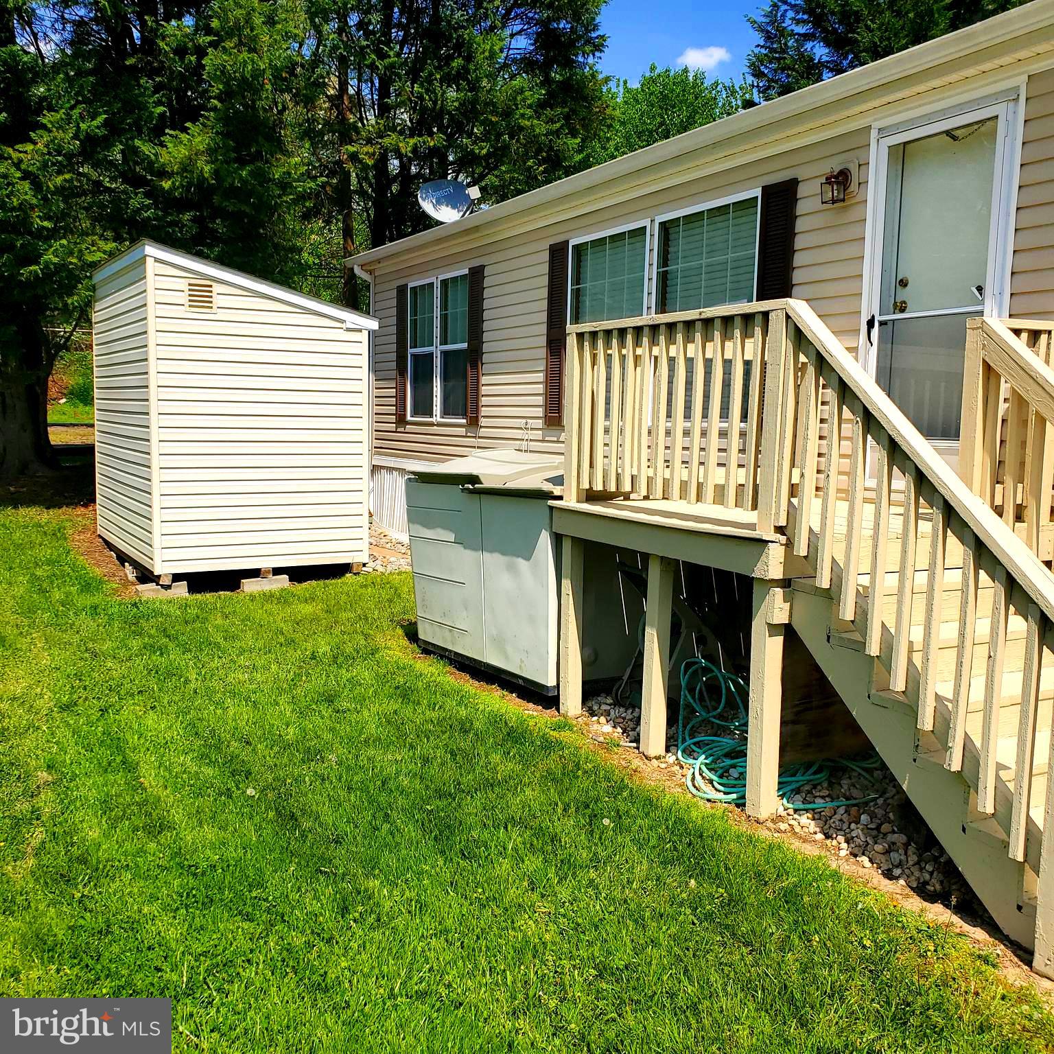 BOONES ESTATES - Residential