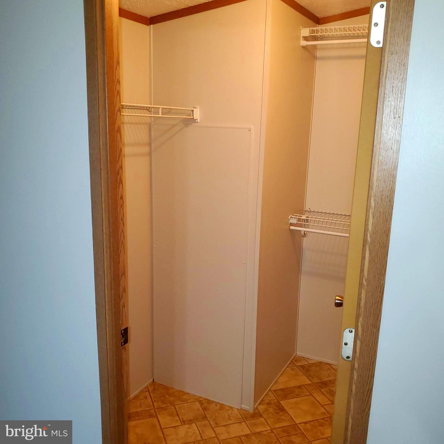 BOONES ESTATES - Residential