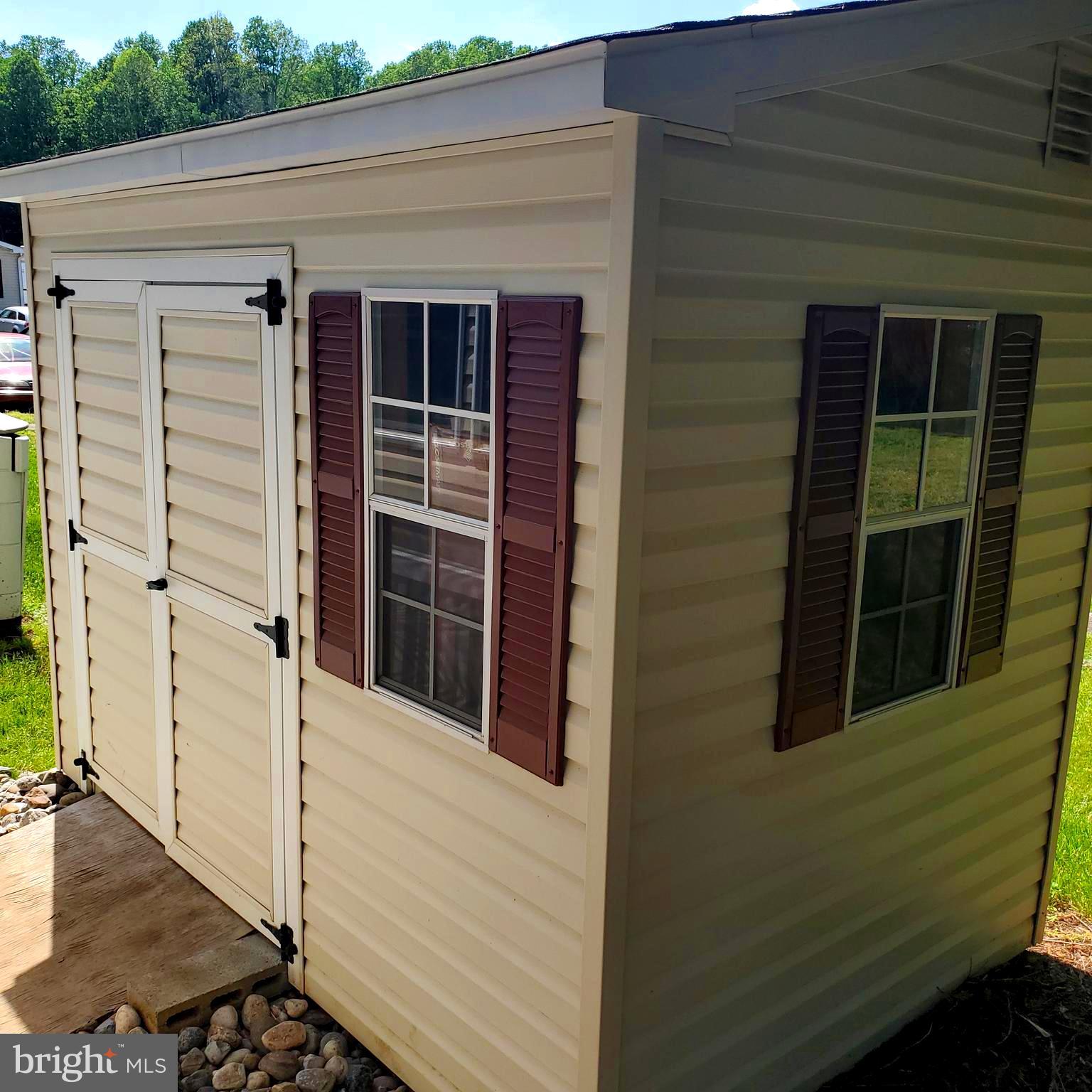 BOONES ESTATES - Residential