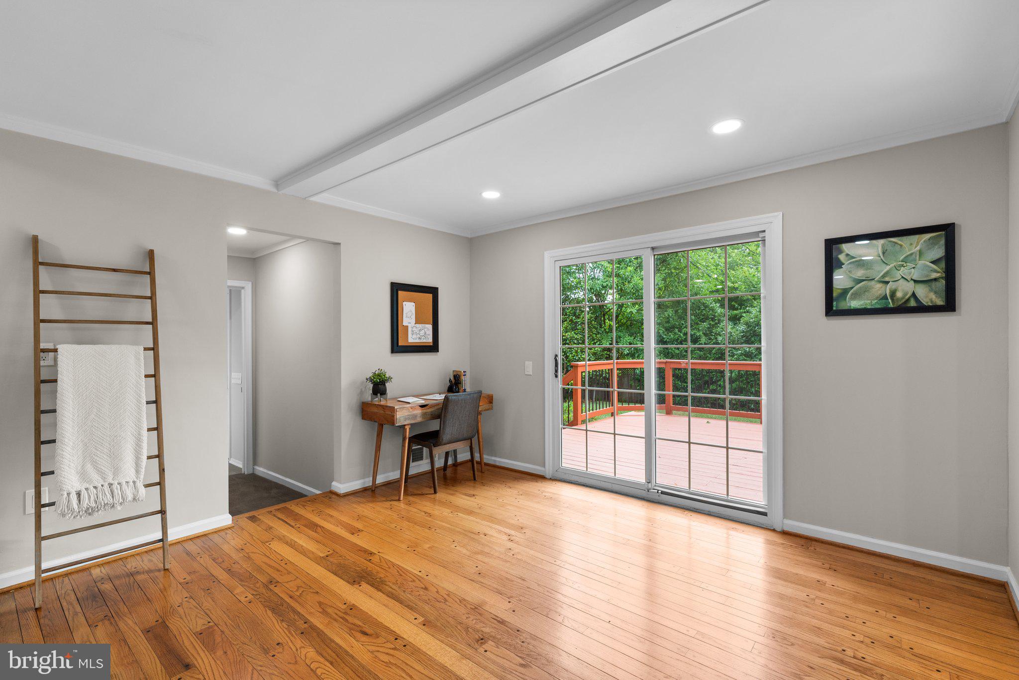 FOX HILLS OF POTOMAC - Residential