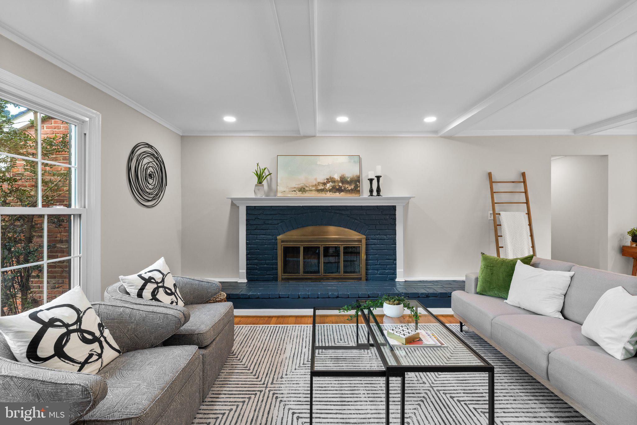 FOX HILLS OF POTOMAC - Residential