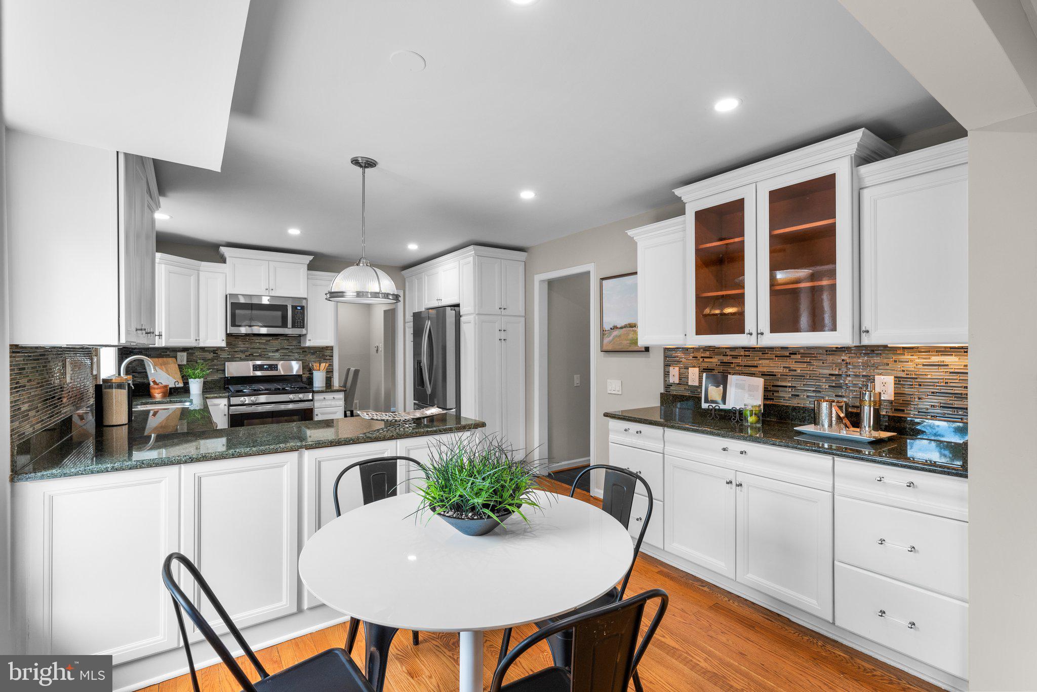 FOX HILLS OF POTOMAC - Residential