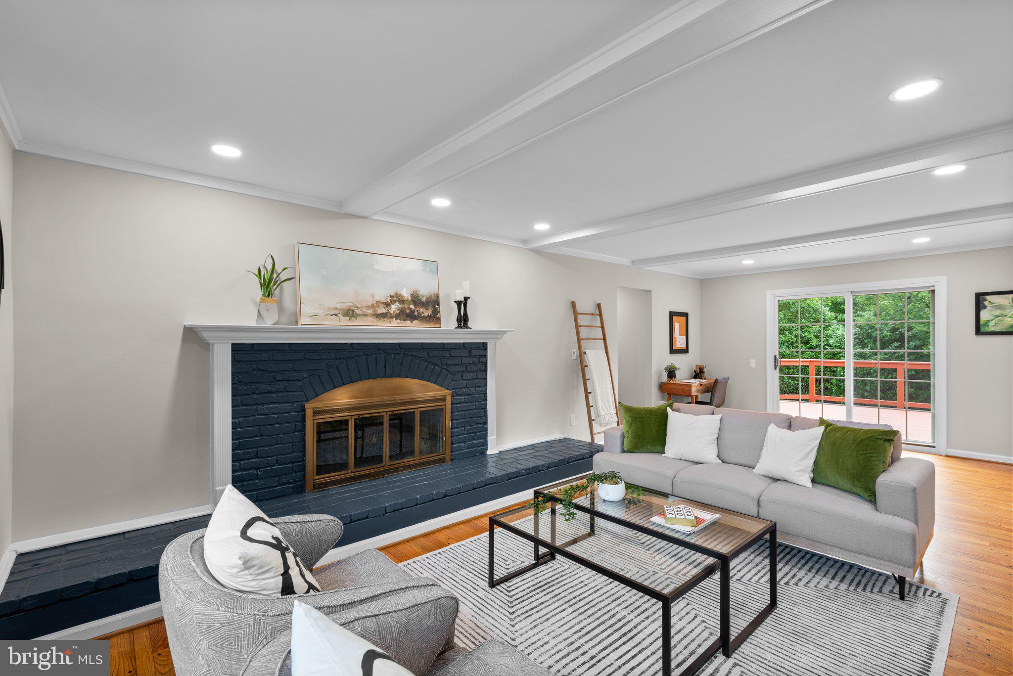 FOX HILLS OF POTOMAC - Residential