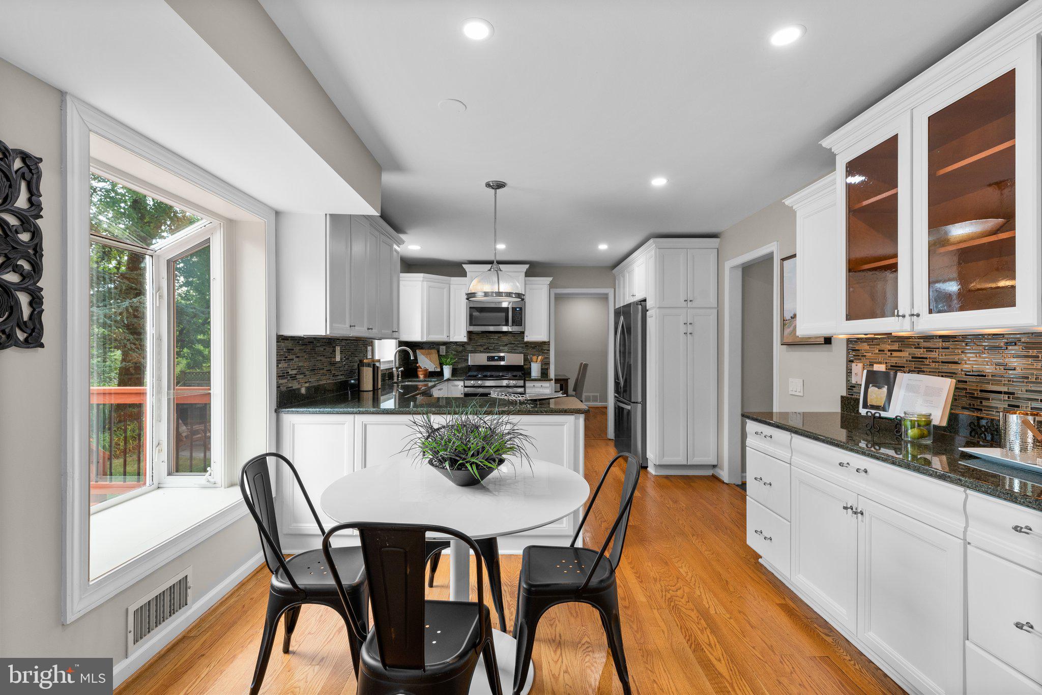 FOX HILLS OF POTOMAC - Residential