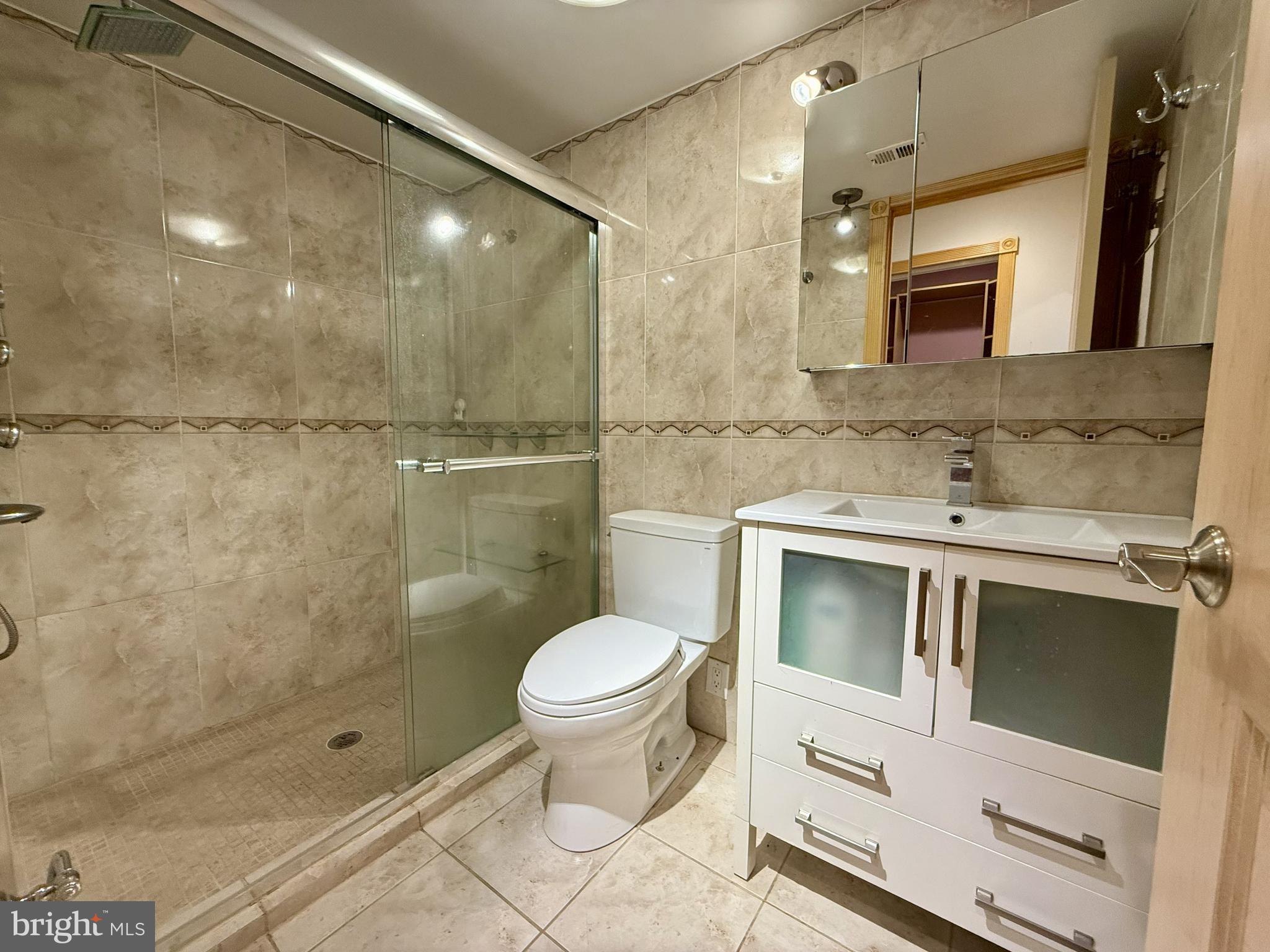 FOUNTAIN POINTE - Residential