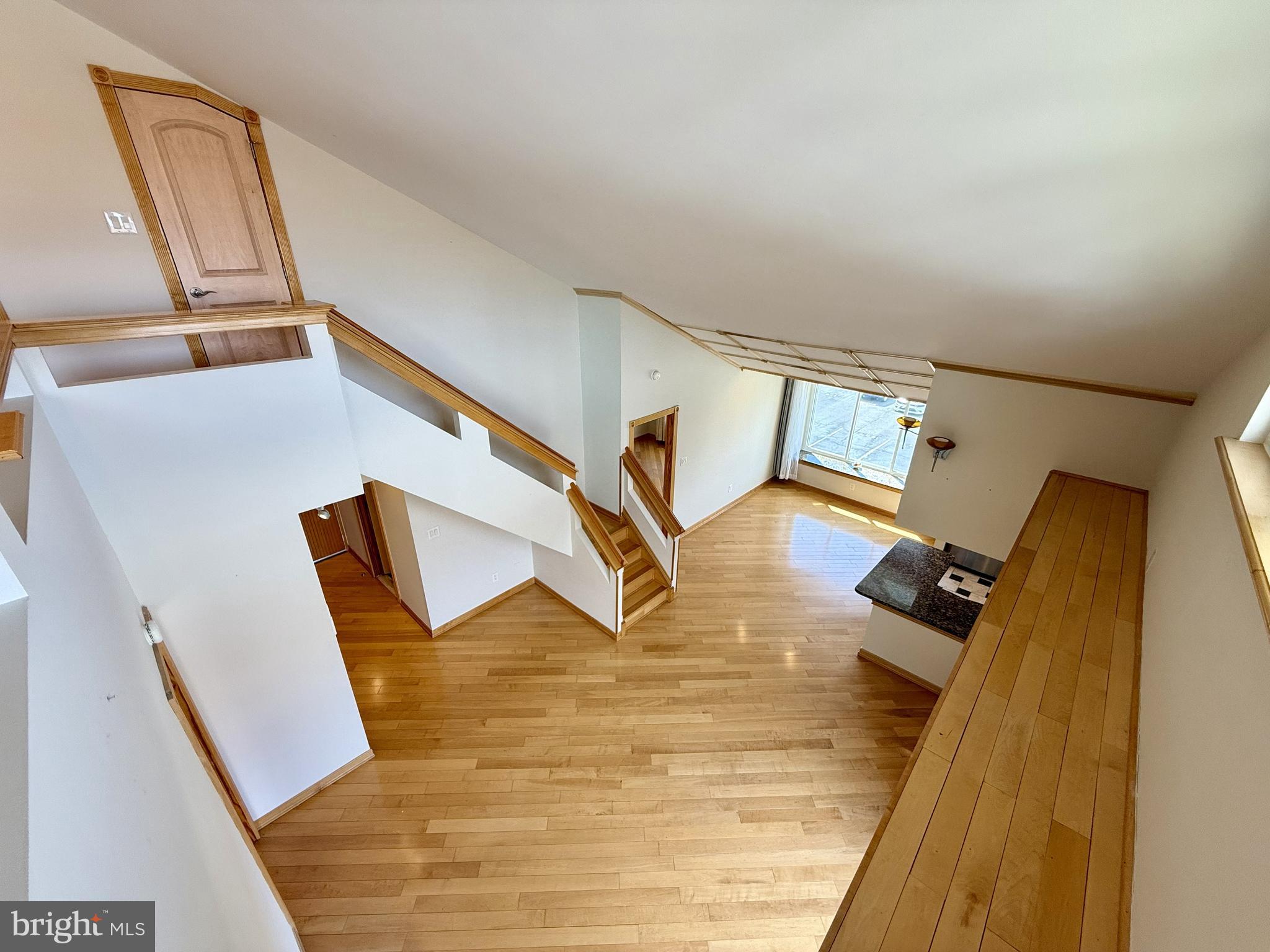 FOUNTAIN POINTE - Residential