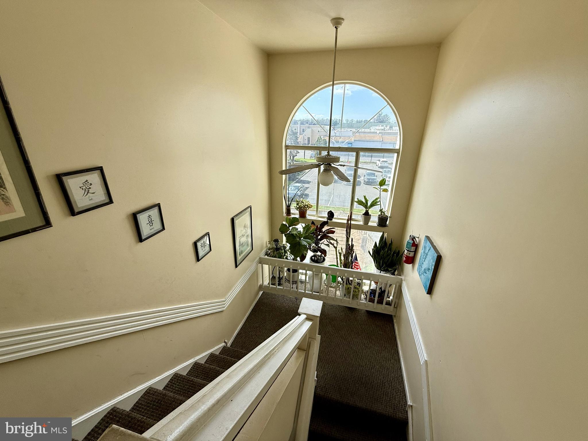 FOUNTAIN POINTE - Residential