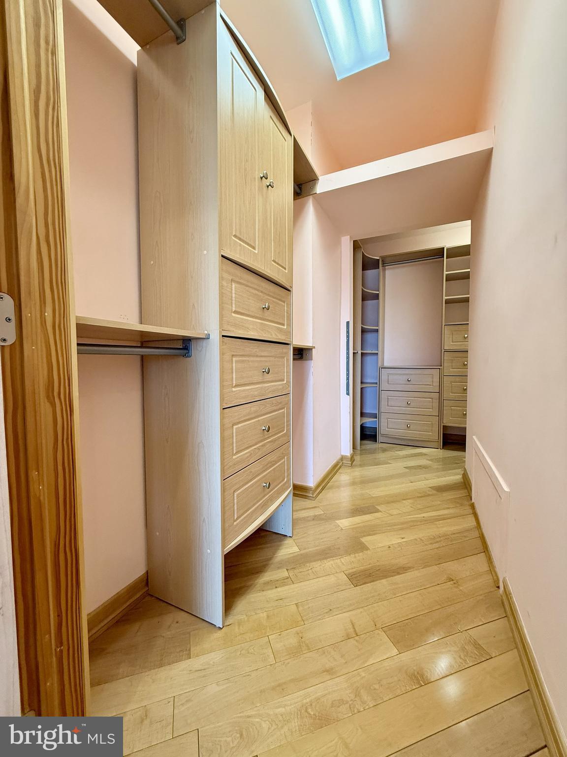 FOUNTAIN POINTE - Residential