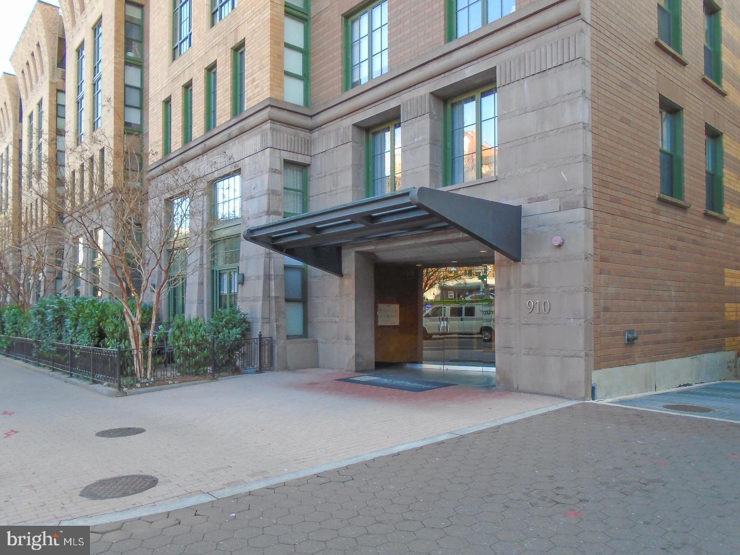 910 M STREET NW 126