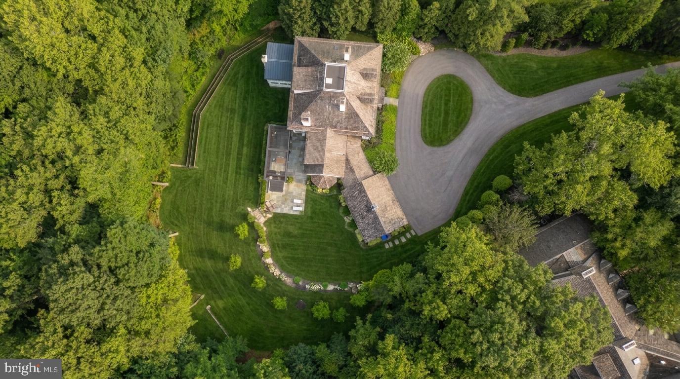 8611 COUNTRY CLUB DRIVE