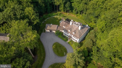 Homes For Sale - 8611 Country Club Drive<br/> Montgomery County, BETHESDA, MD 20817