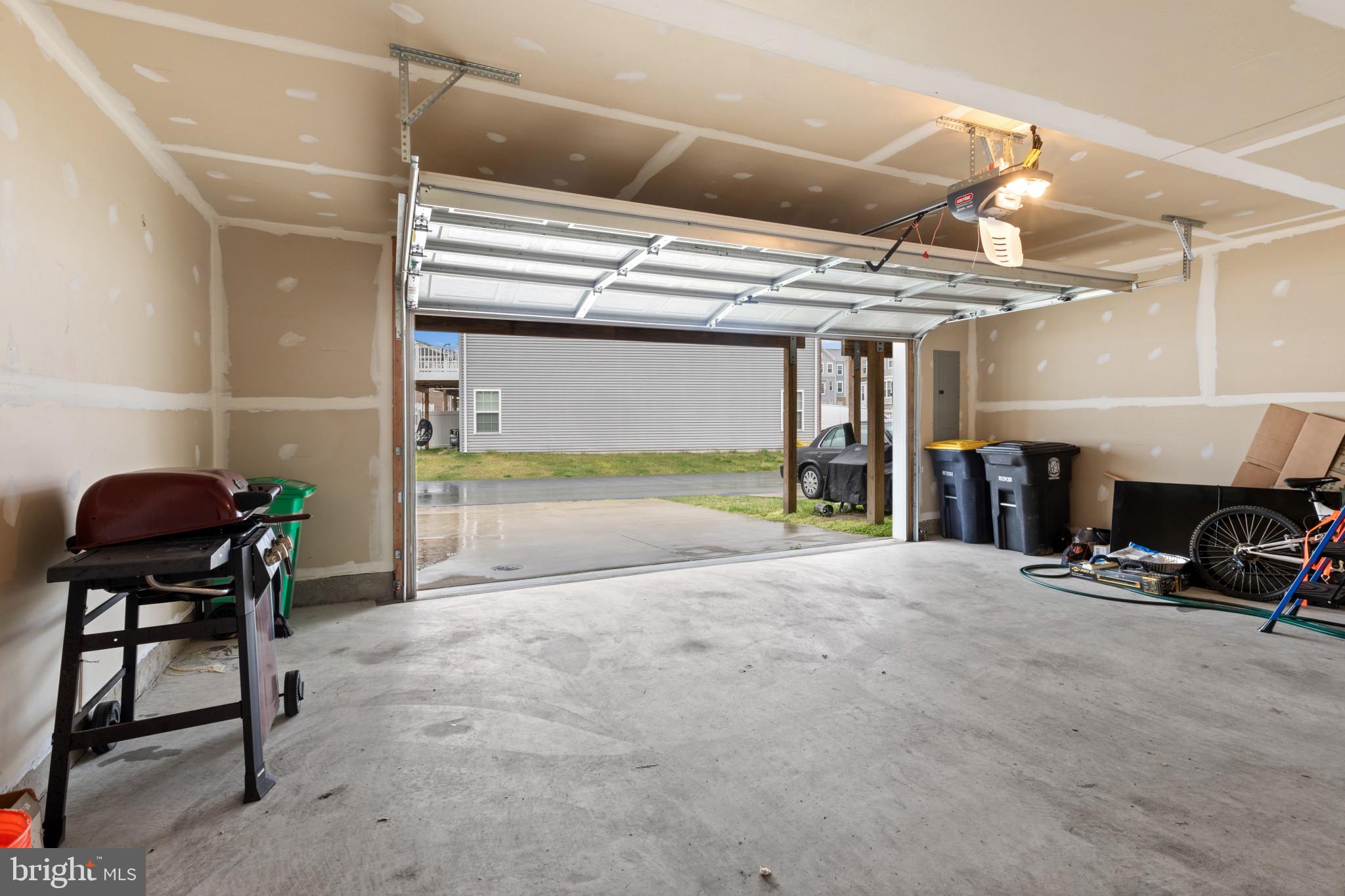 SMITH HOME FARM - Residential