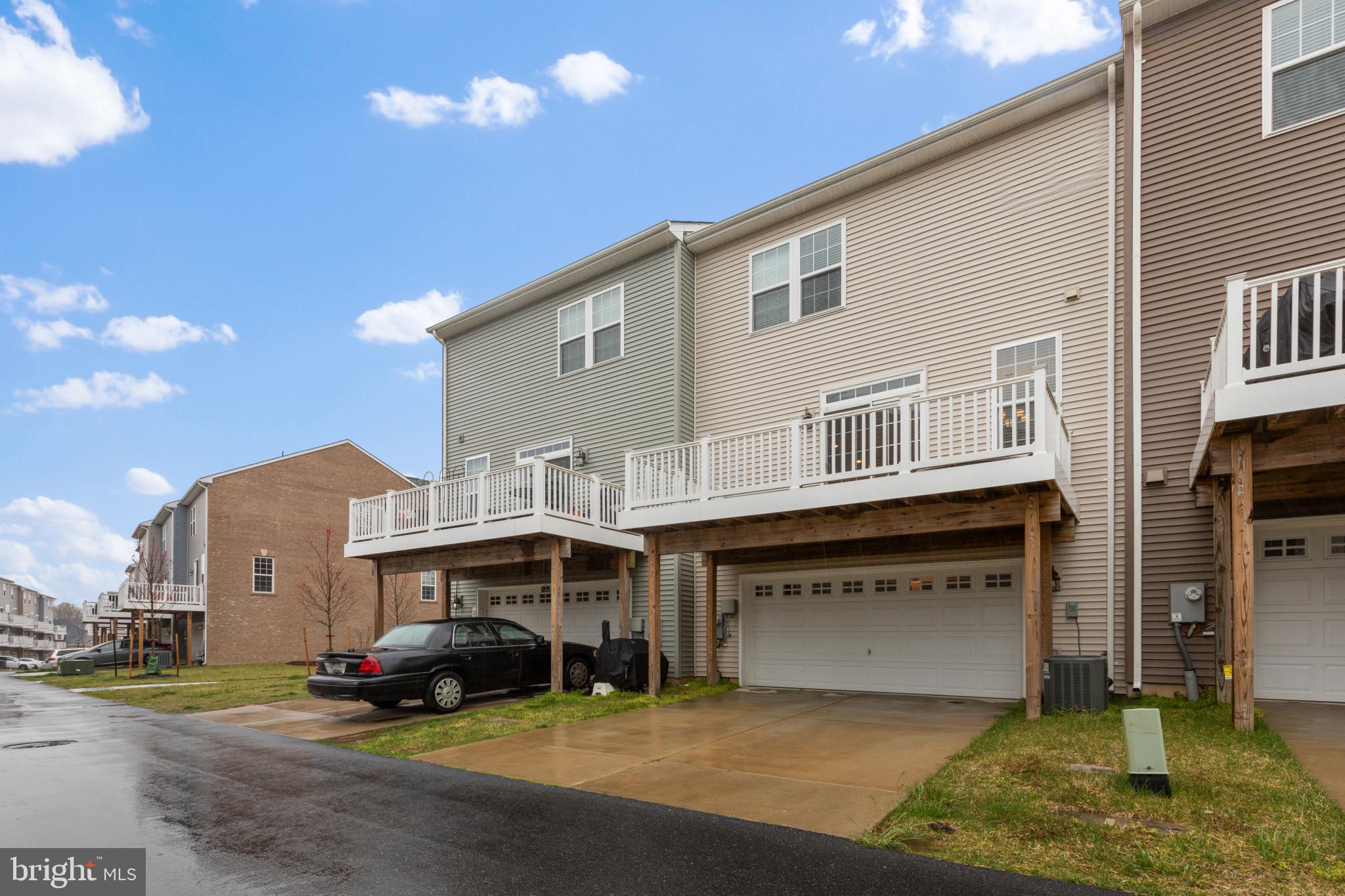 SMITH HOME FARM - Residential