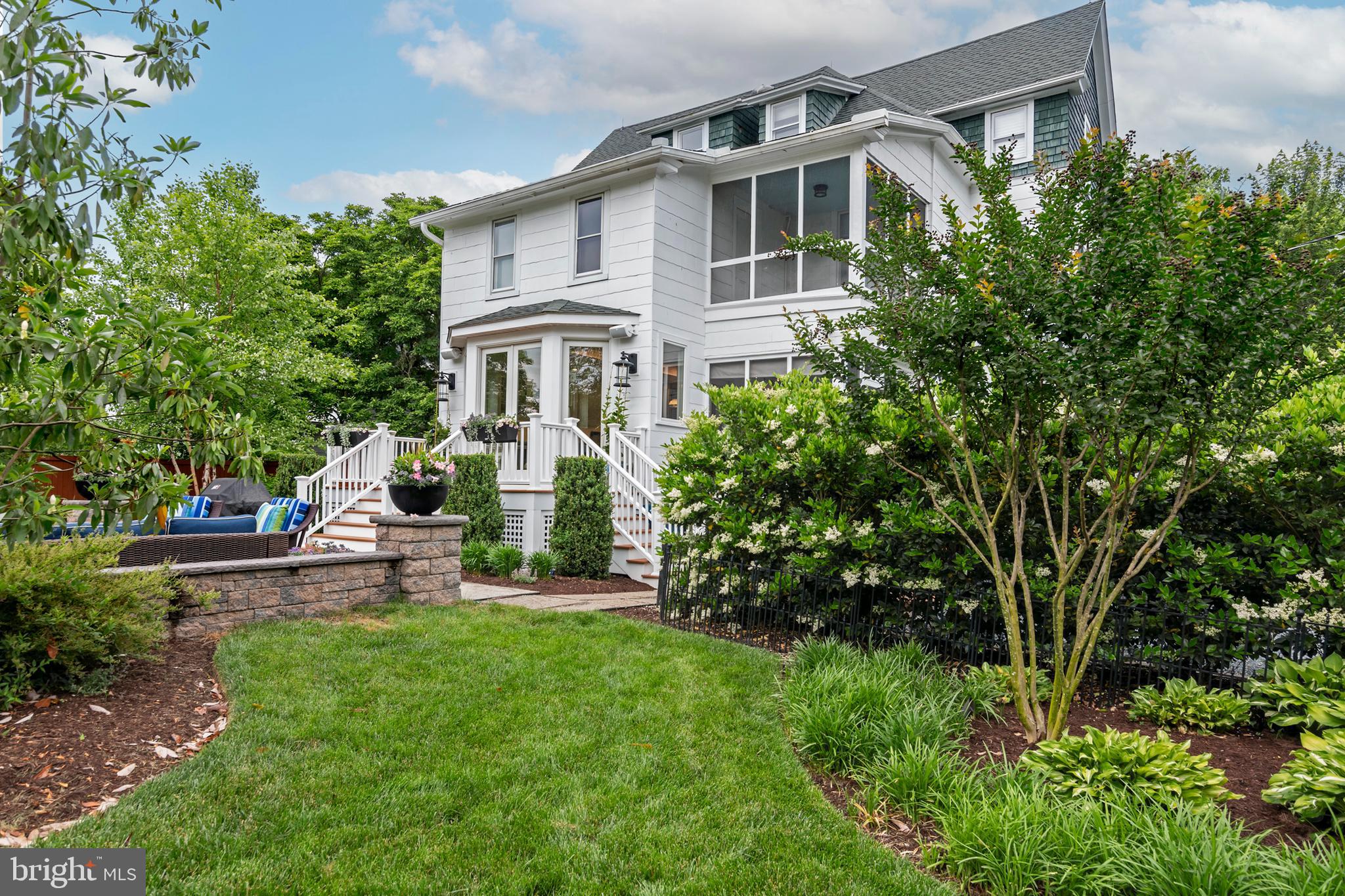 EASTON HISTORIC DISTRICT - Residential